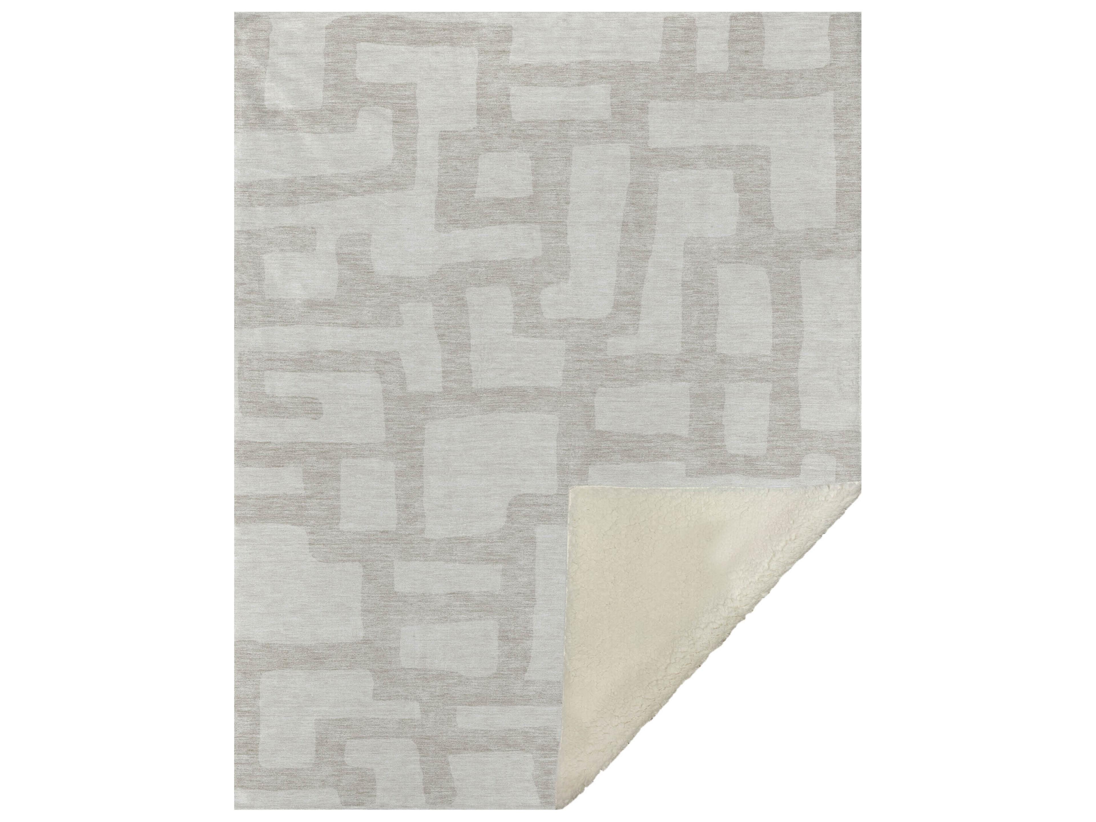 Dalyn Sherpa Ivory Polyester Throw