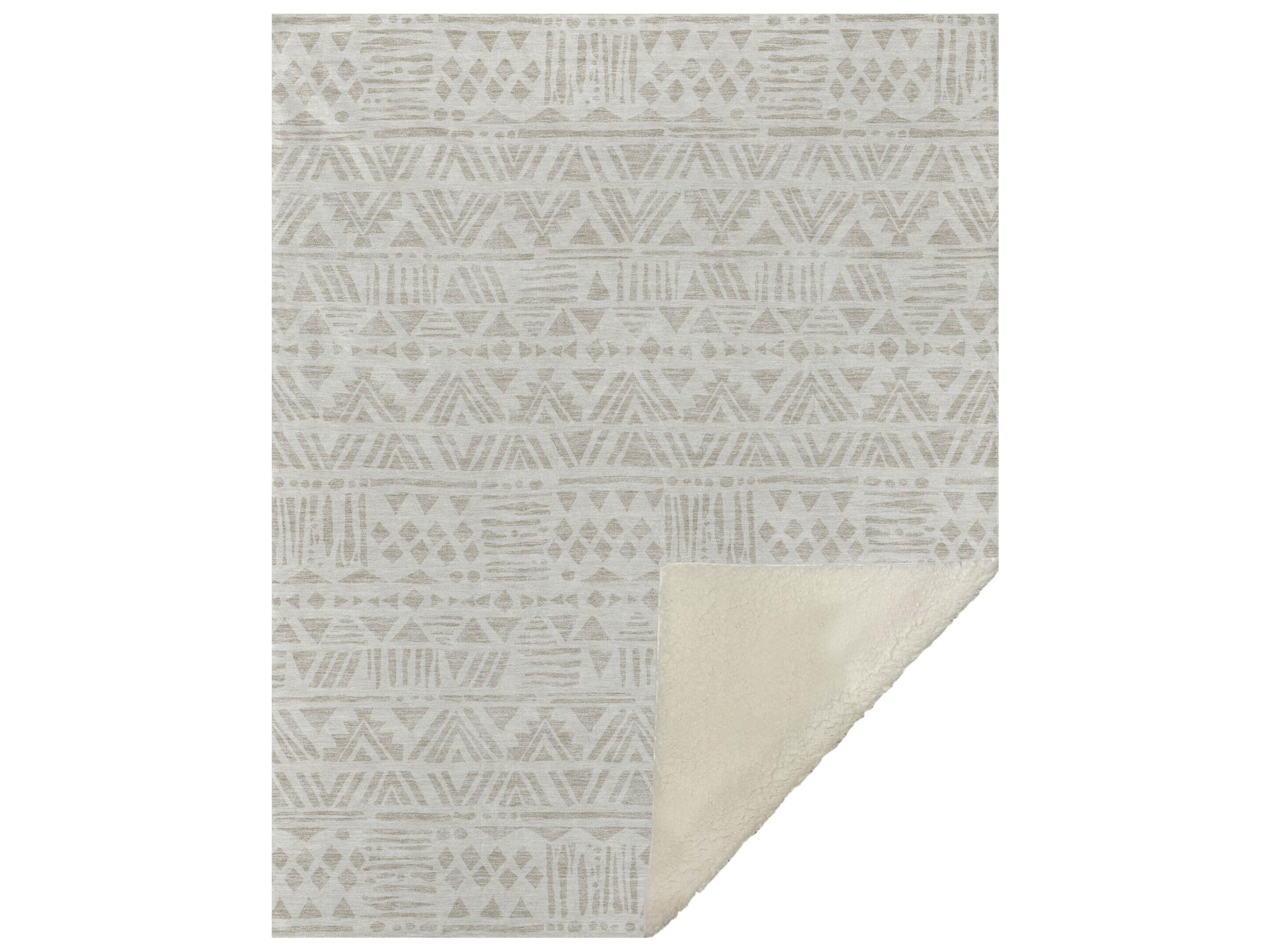 Dalyn Sherpa Ivory Polyester Throw