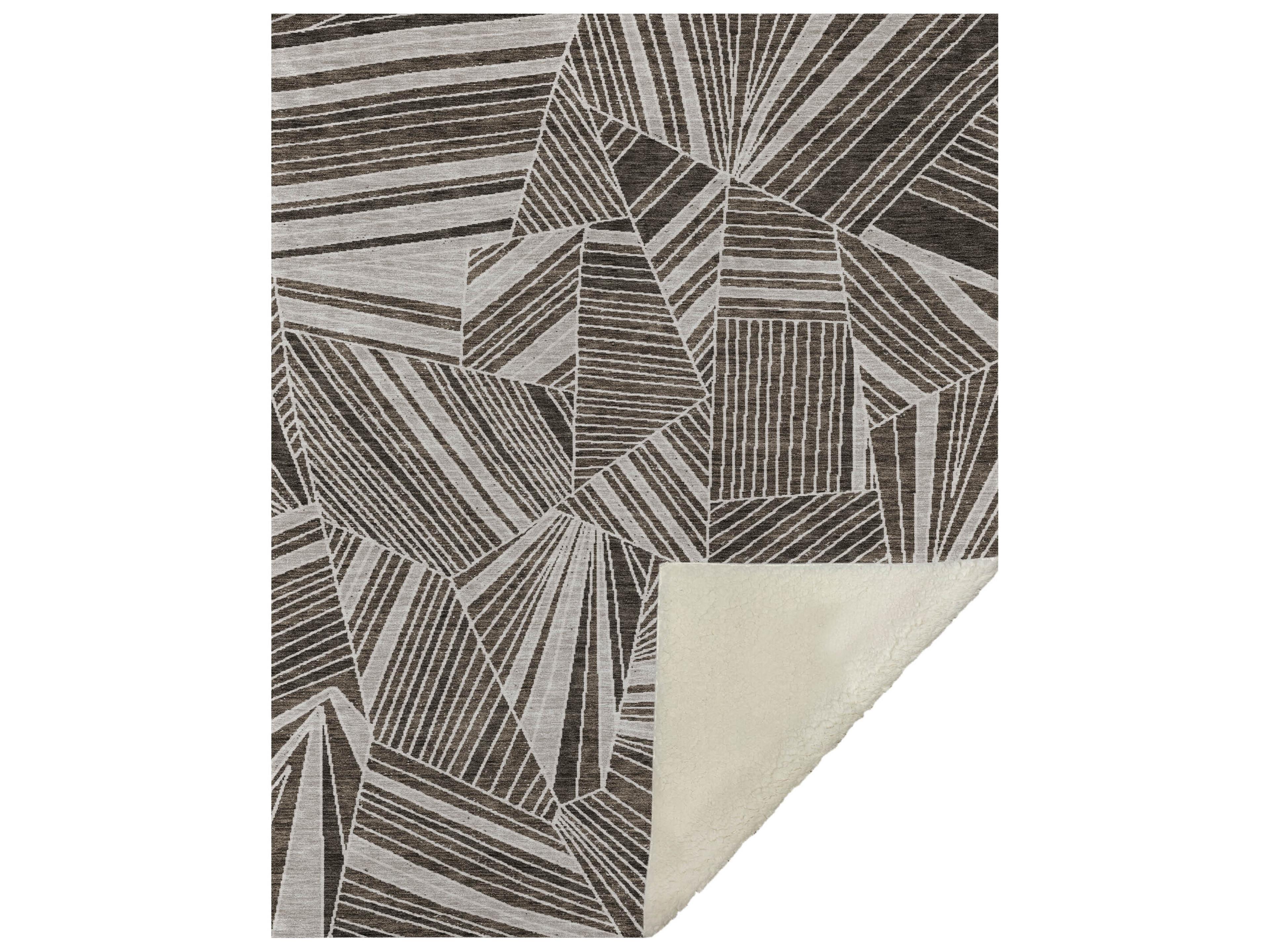 Dalyn Sherpa Brown Polyester Throw