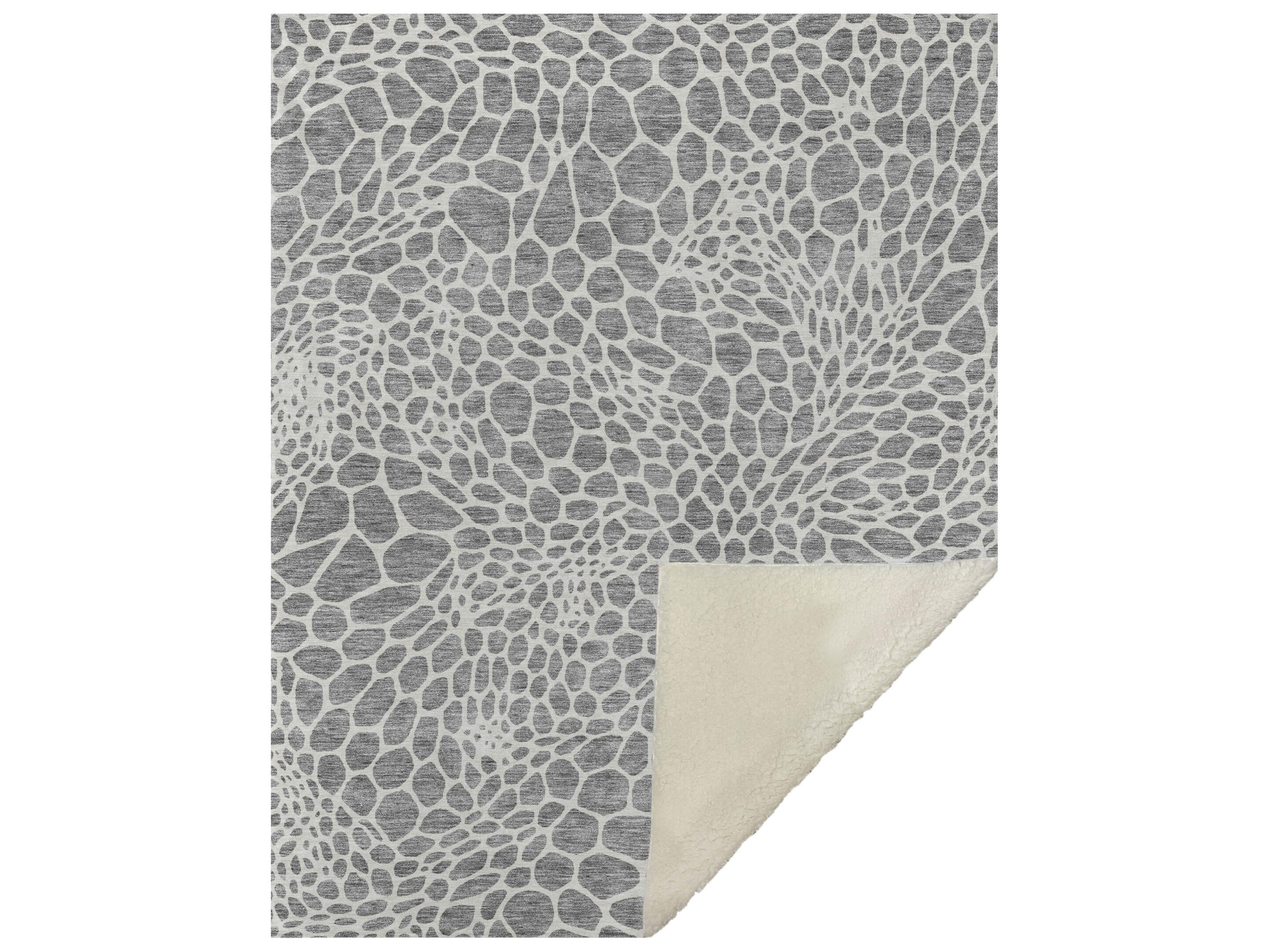 Dalyn Sherpa Gray Polyester Throw