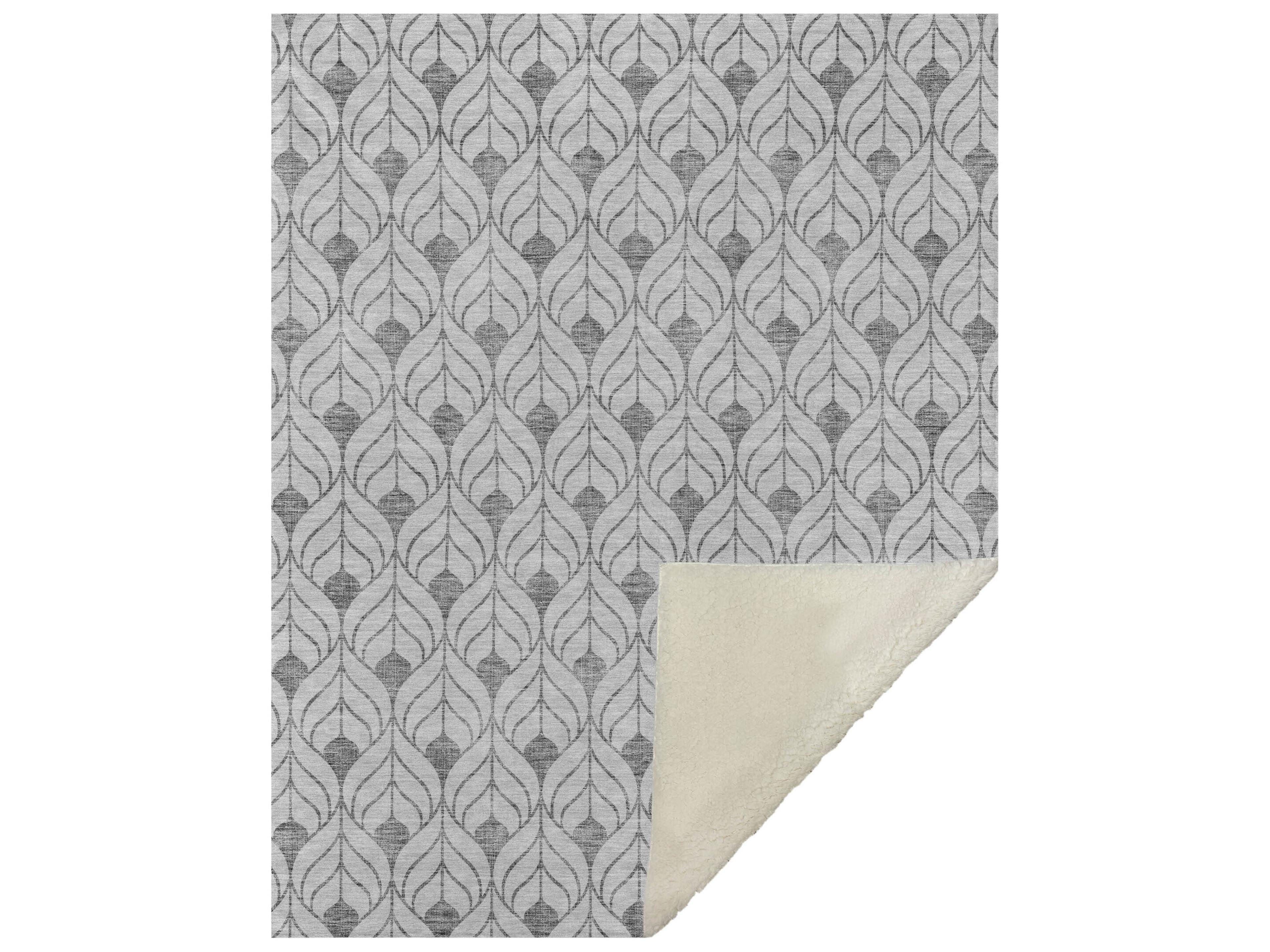 Dalyn Sherpa Gray Polyester Throw