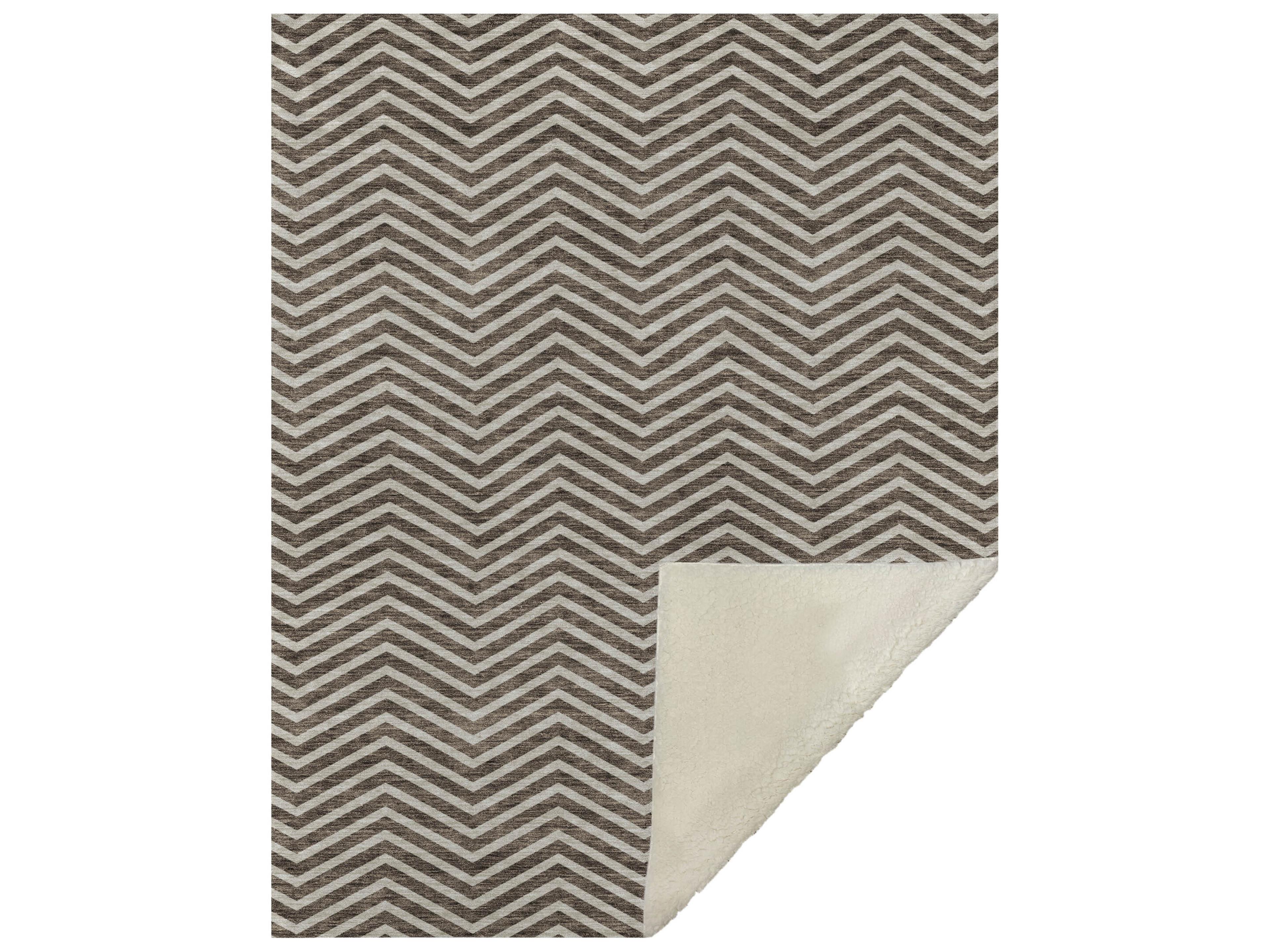 Dalyn Sherpa Brown Polyester Throw