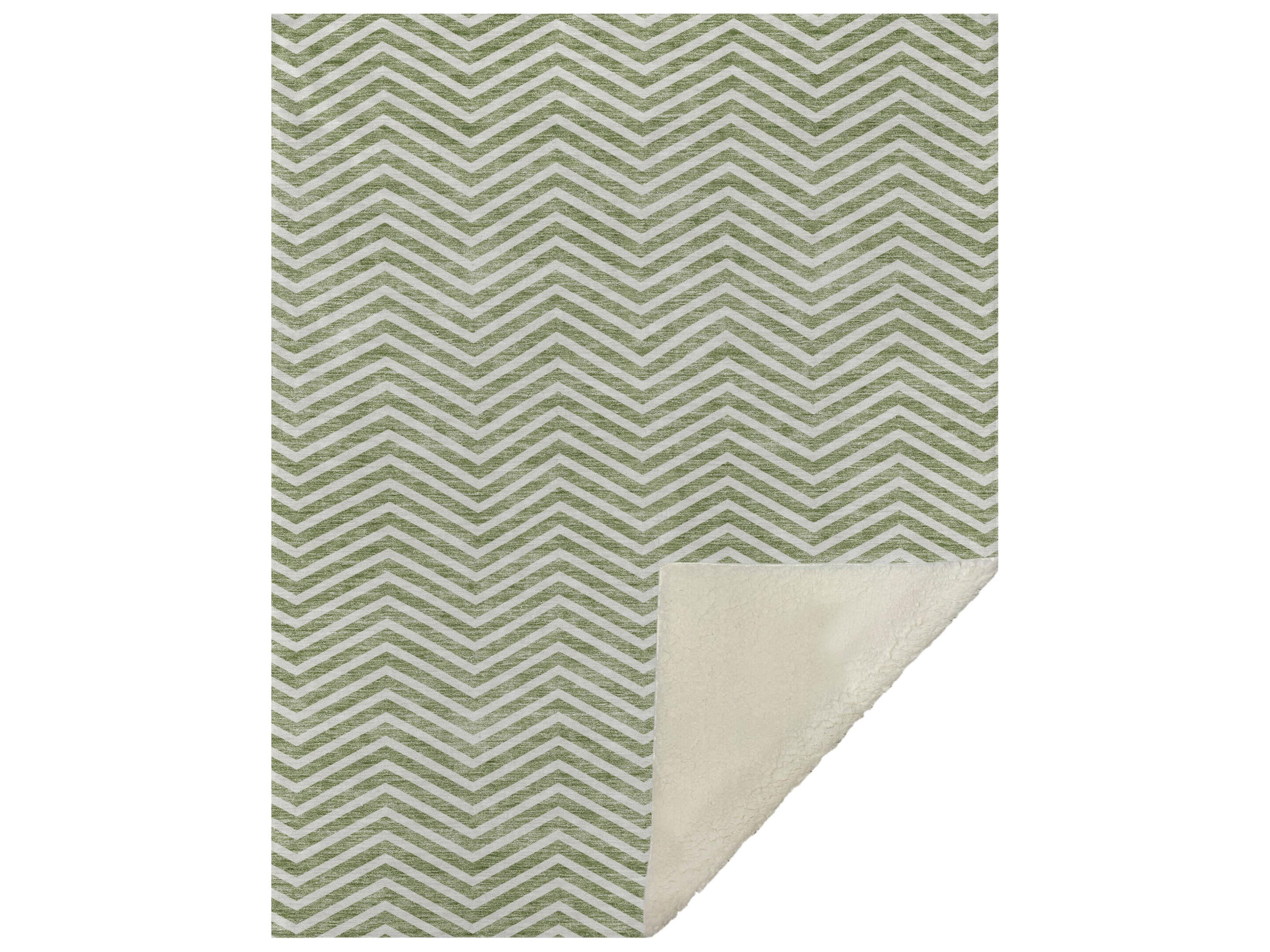 Dalyn Sherpa Green Polyester Throw