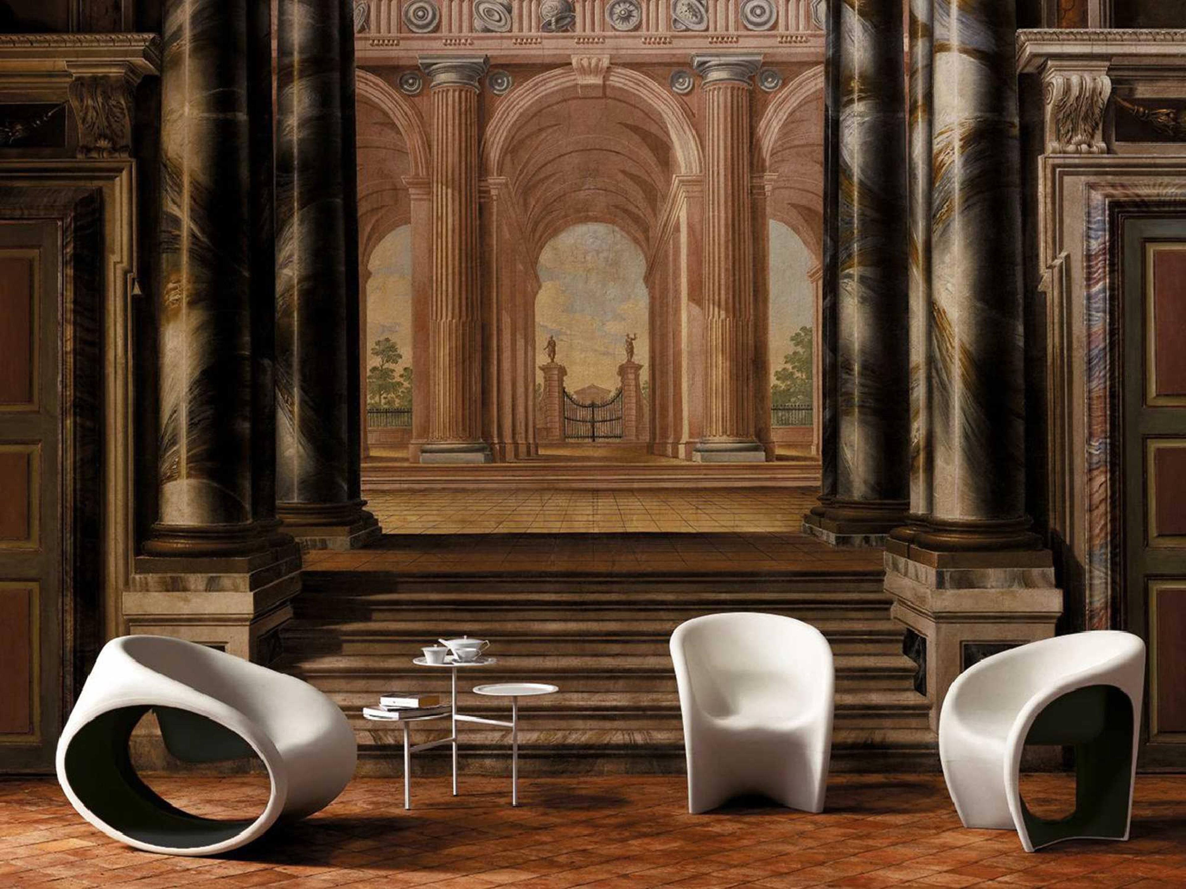 Driade Mt1 Polyethylene Outdoor Lounge Set in in Sand White/Black