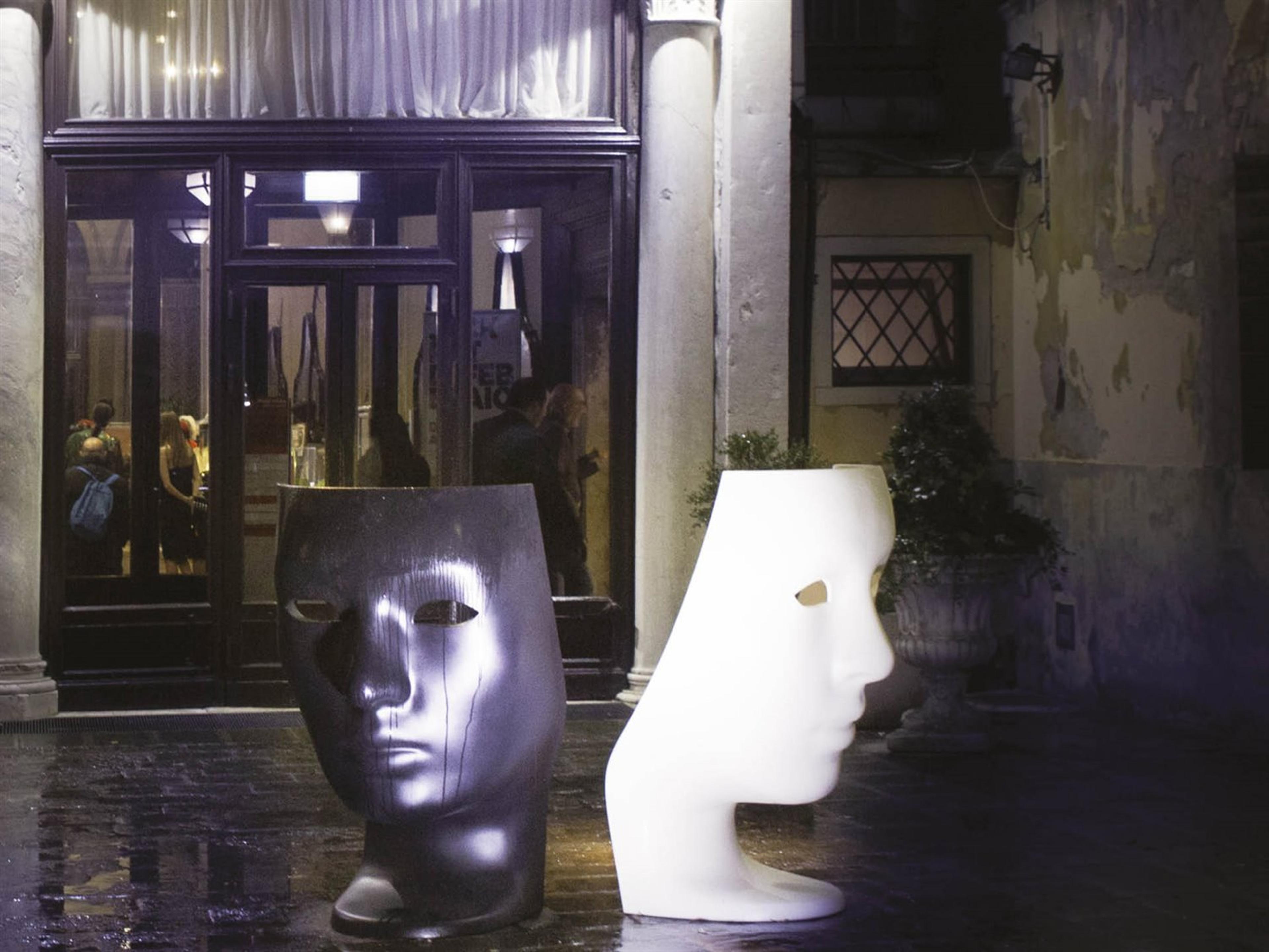 Driade Outdoor Nemo Polyethylene Monobloc Lounge Chair Set