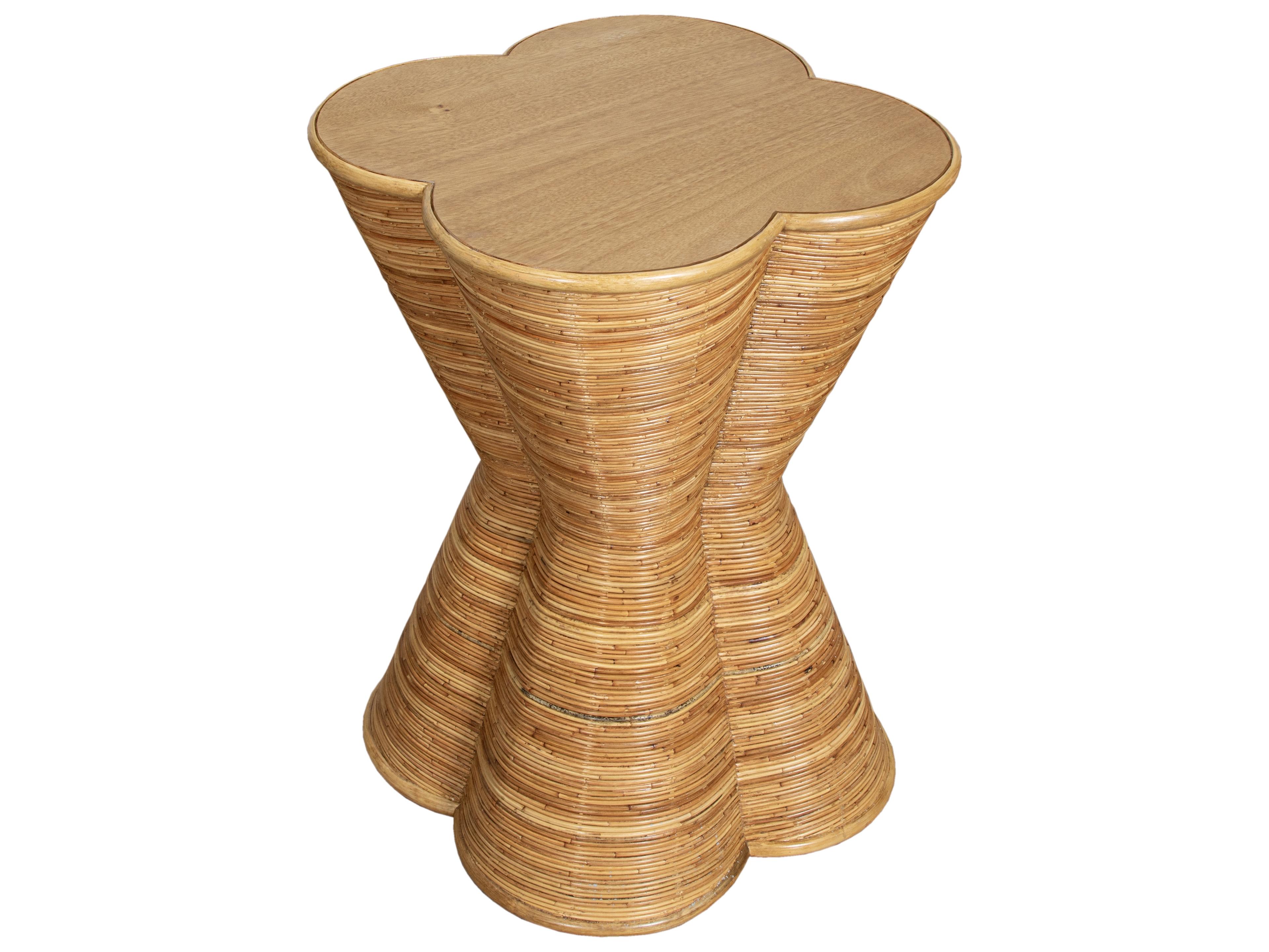 Italia Rattan End Table Es