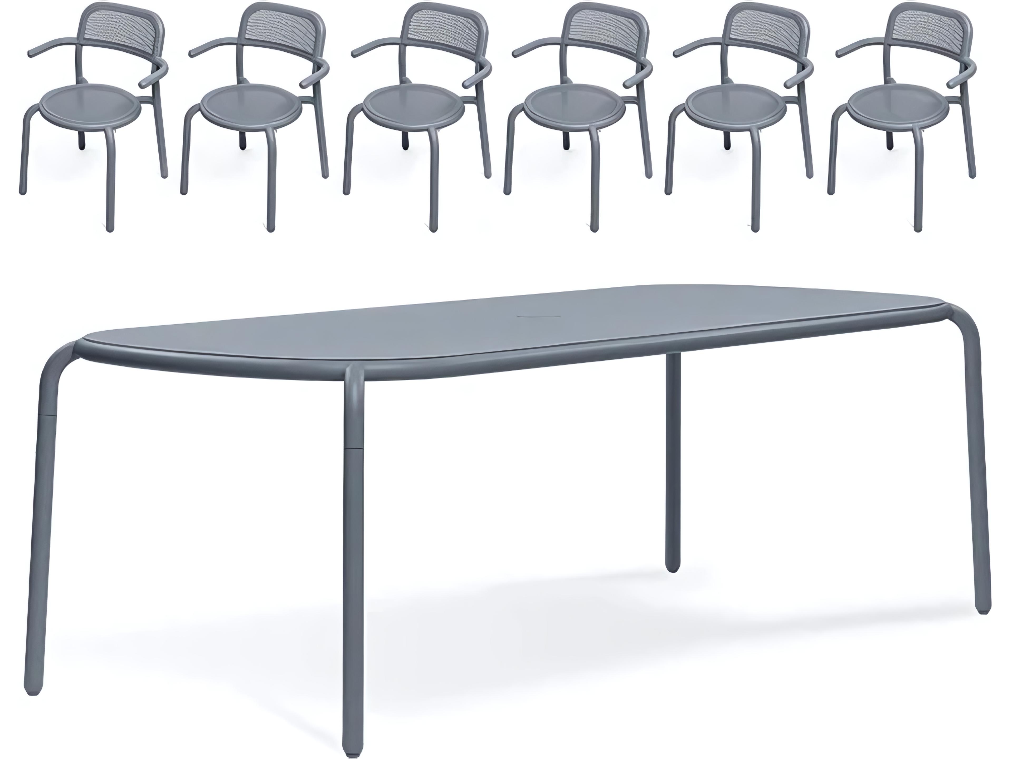 Fatboy Outdoor Toni Tablo Dining Set with Amrchairs in Elephant