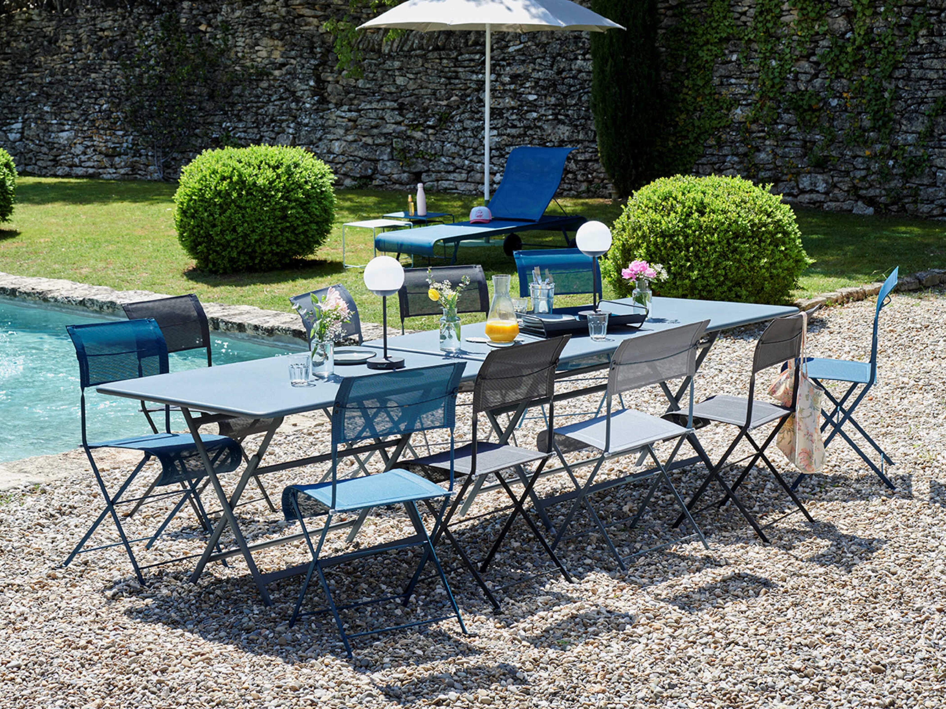 Fermob Caractere Steel Dining Set