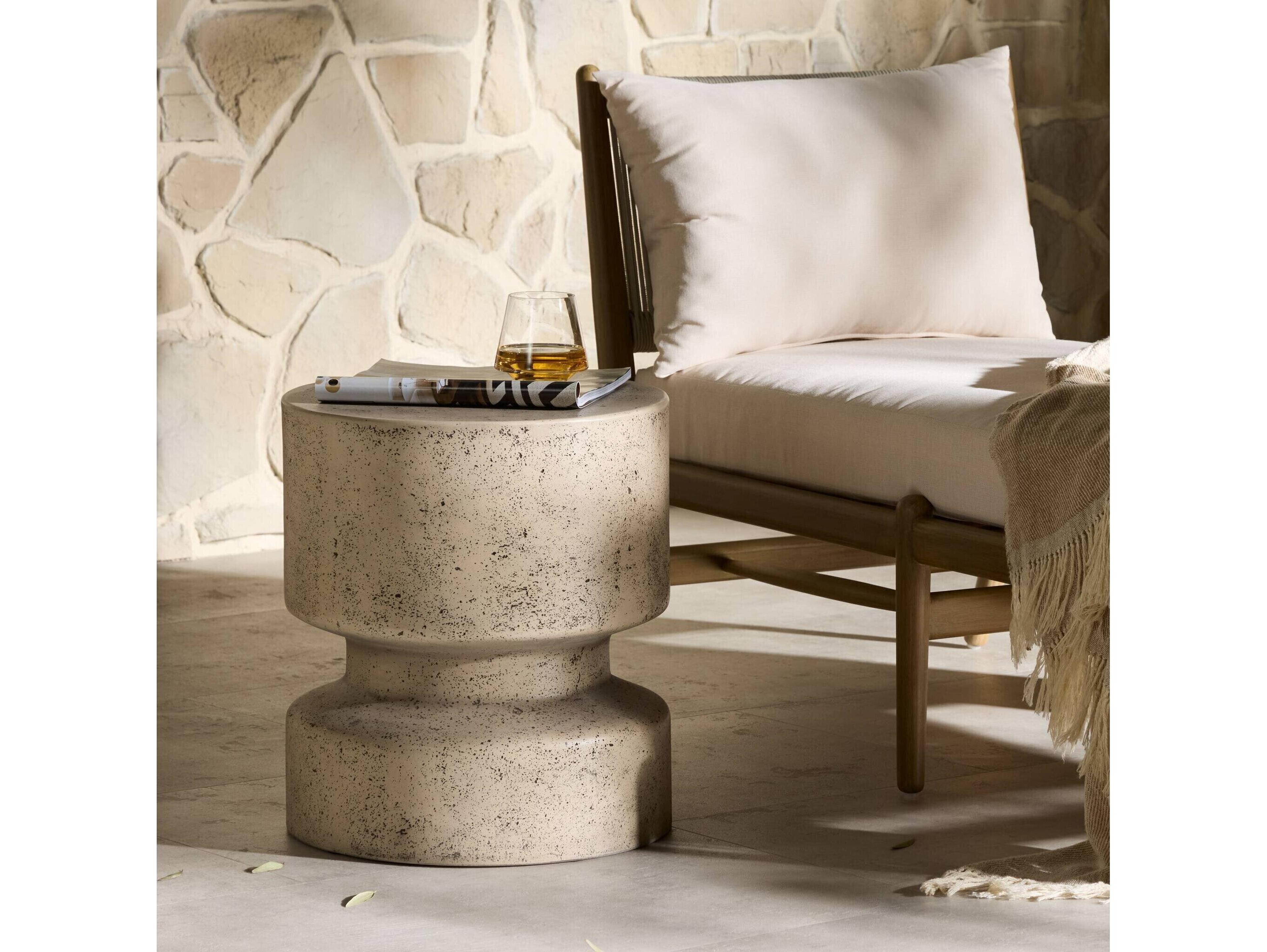 Luxecor Globetrotter Outdoor Graphite Concrete Round End Table