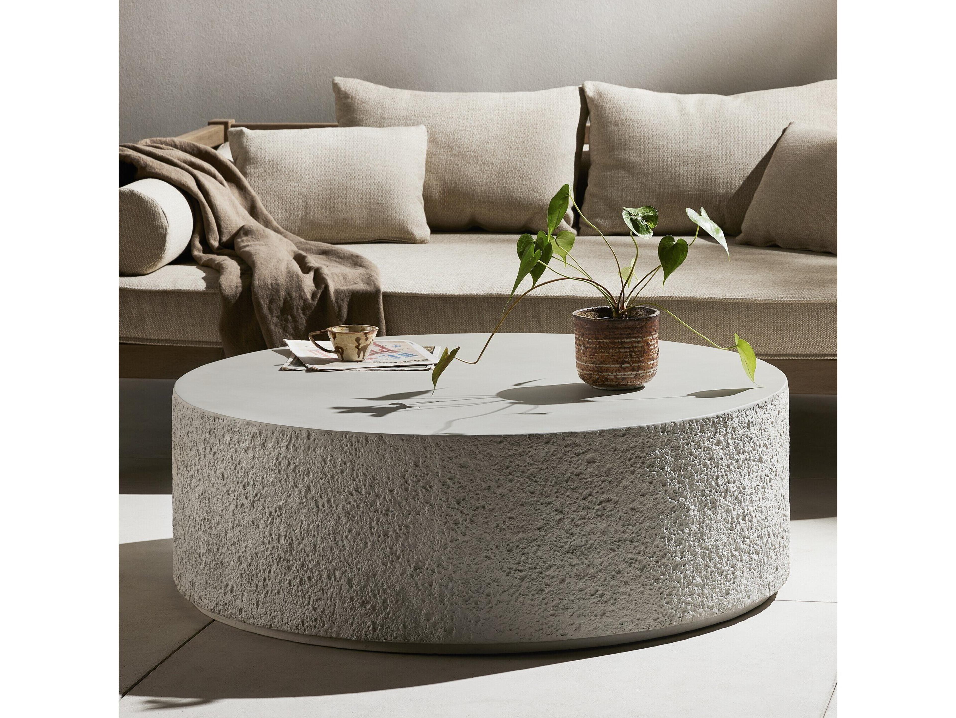 Luxecor Globetrotter Outdoor Round Coffee Table