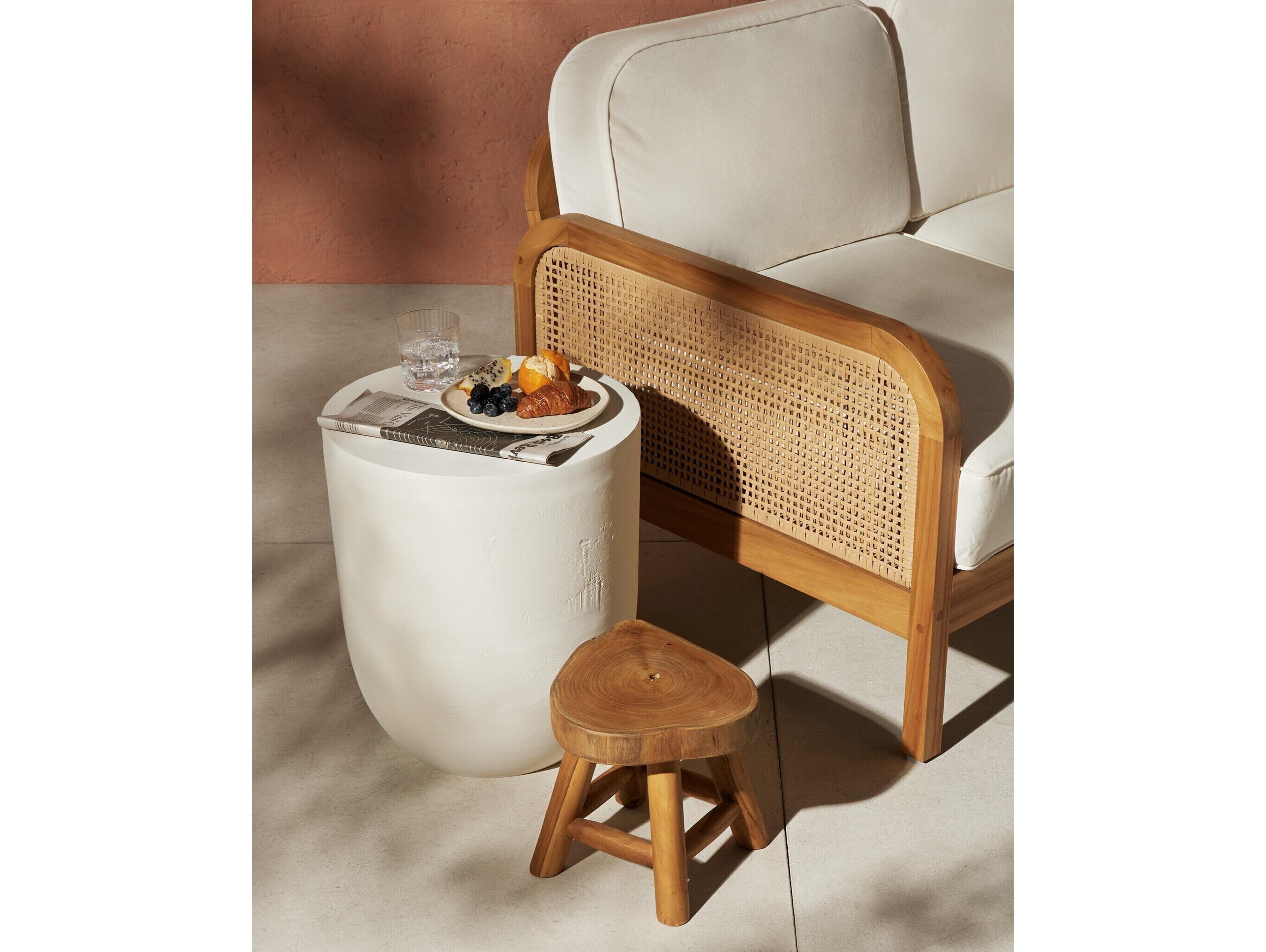 Luxecor Globetrotter Outdoor Matte White Cast Aluminum Round End Table