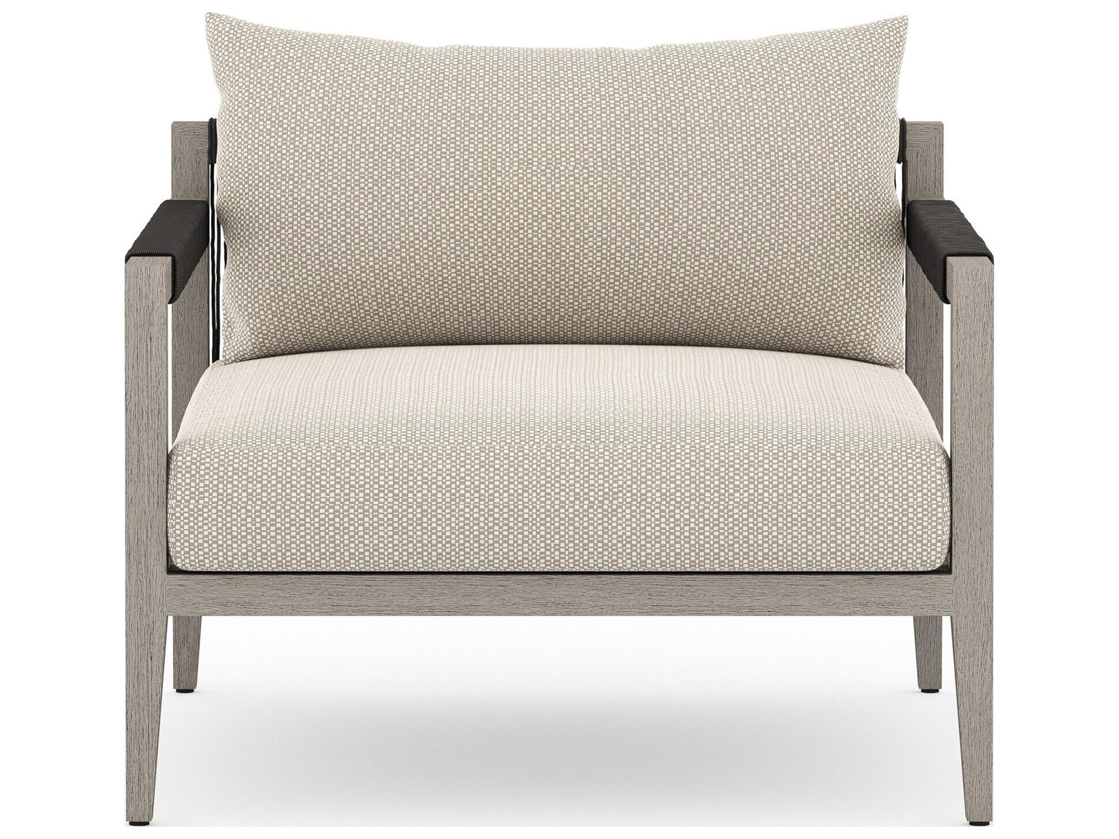 Luxecor Globetrotter Outdoor Sherwood Weathered Grey Teak Cushion Lounge Chair in Faye Sand