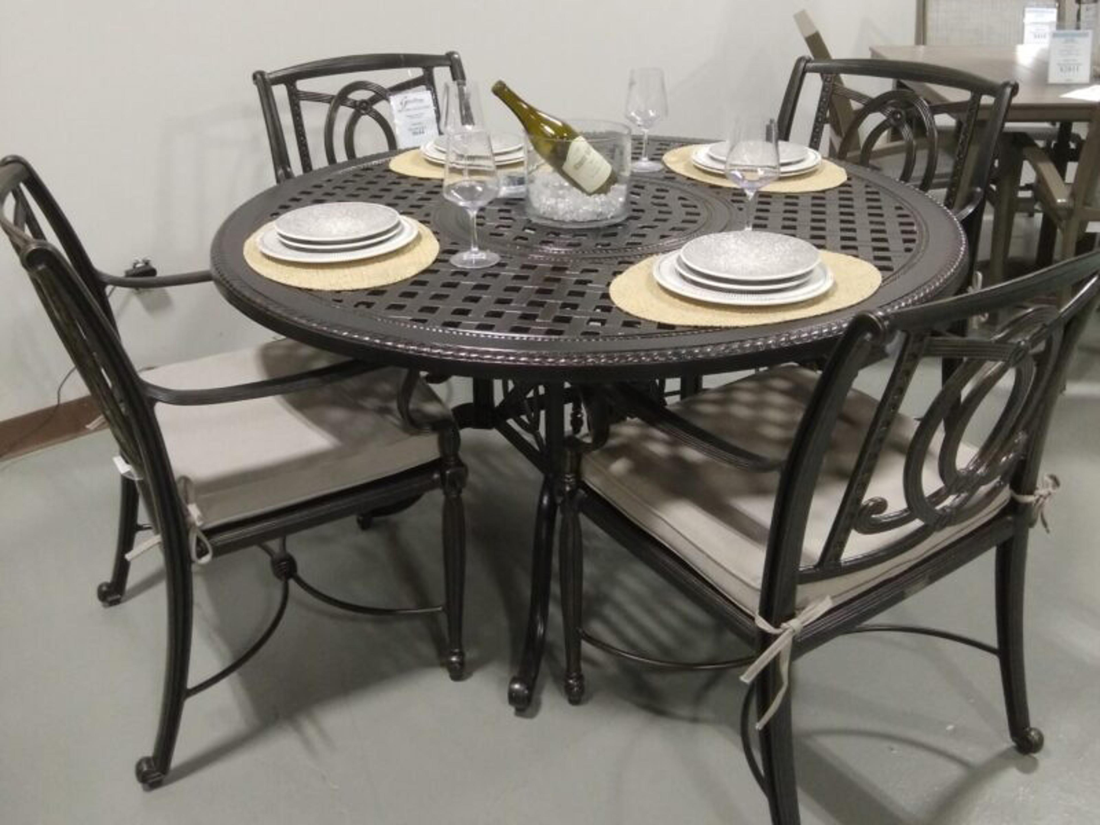 Gensun Bel Air Cushion Cast Aluminum Dinning Set
