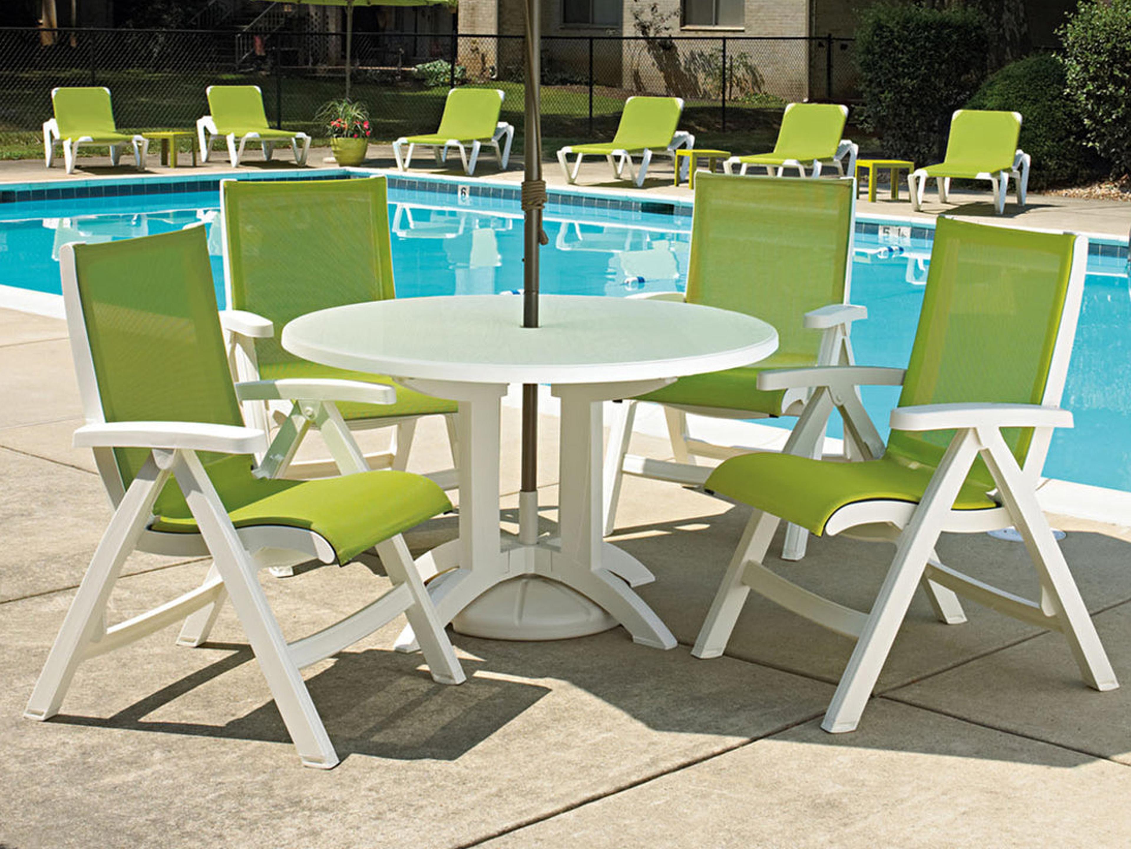 Grosfillex Jamaica Beach Resin Sling Outdoor Patio Lounge Set