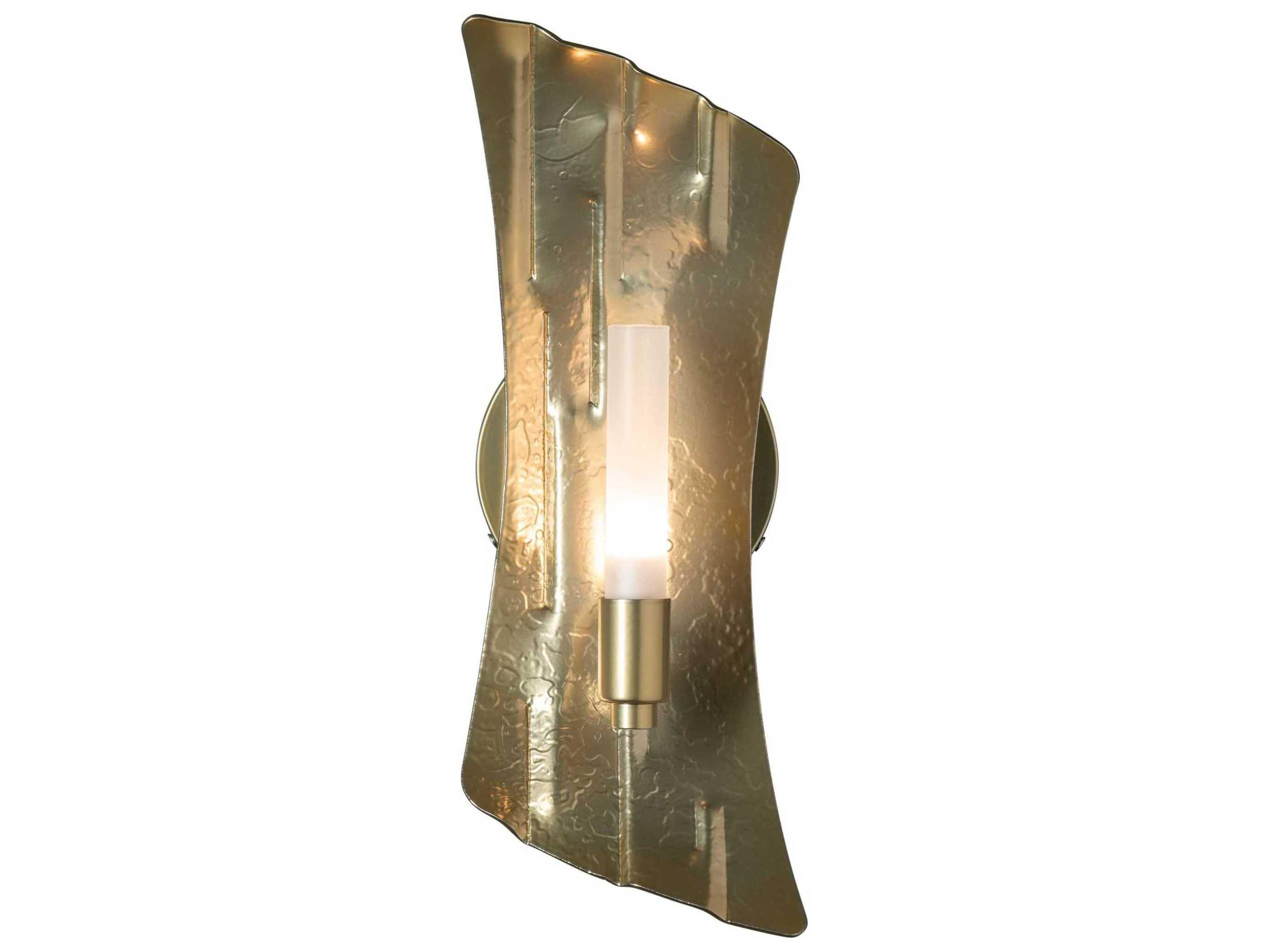 Hubbardton Forge Crest 1-Light Wall Sconce