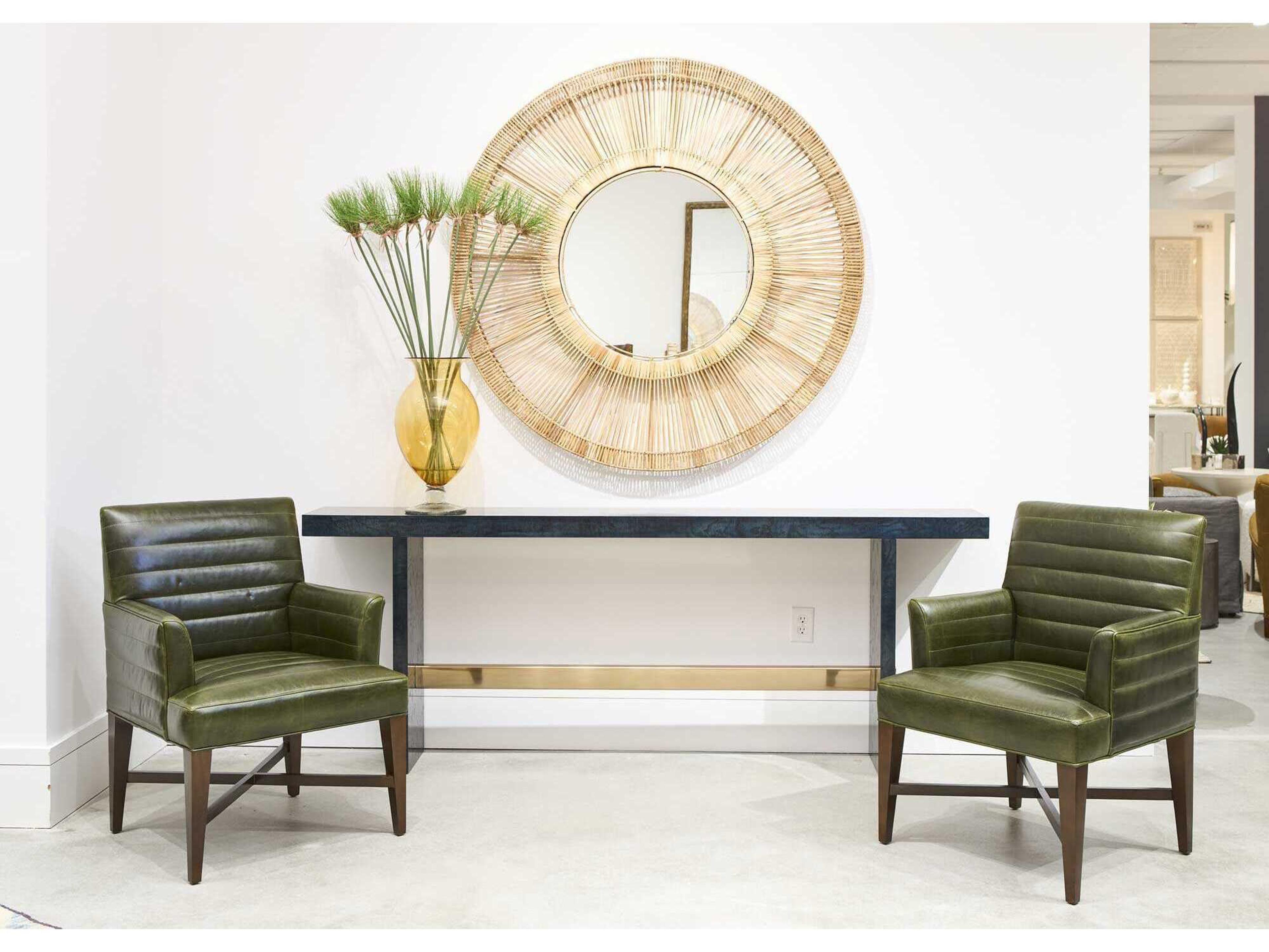 Hickory White Grangier Living Room Set