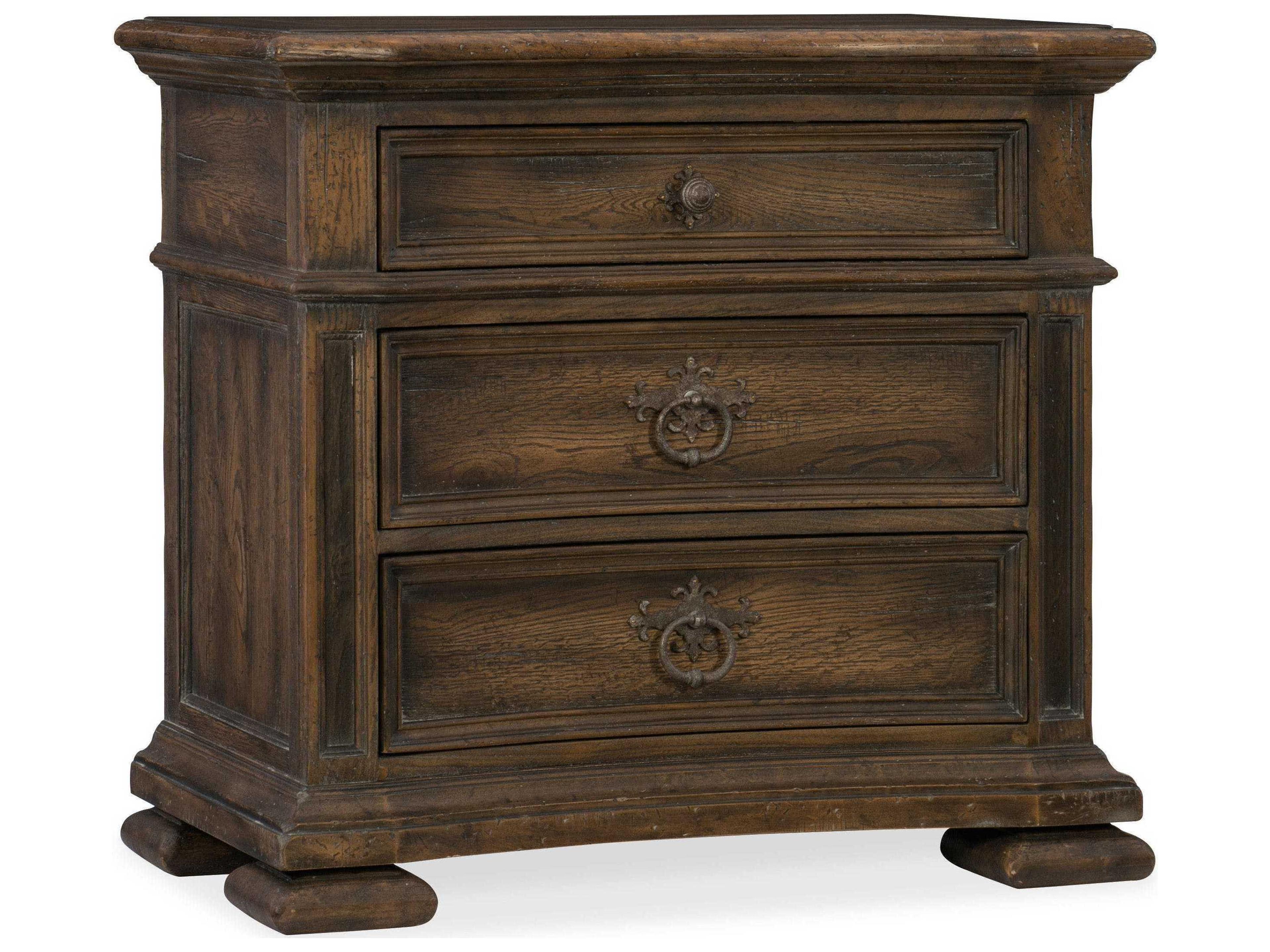 Hooker Furniture Hill Country 3-Drawers Cedar Wood Nightstand