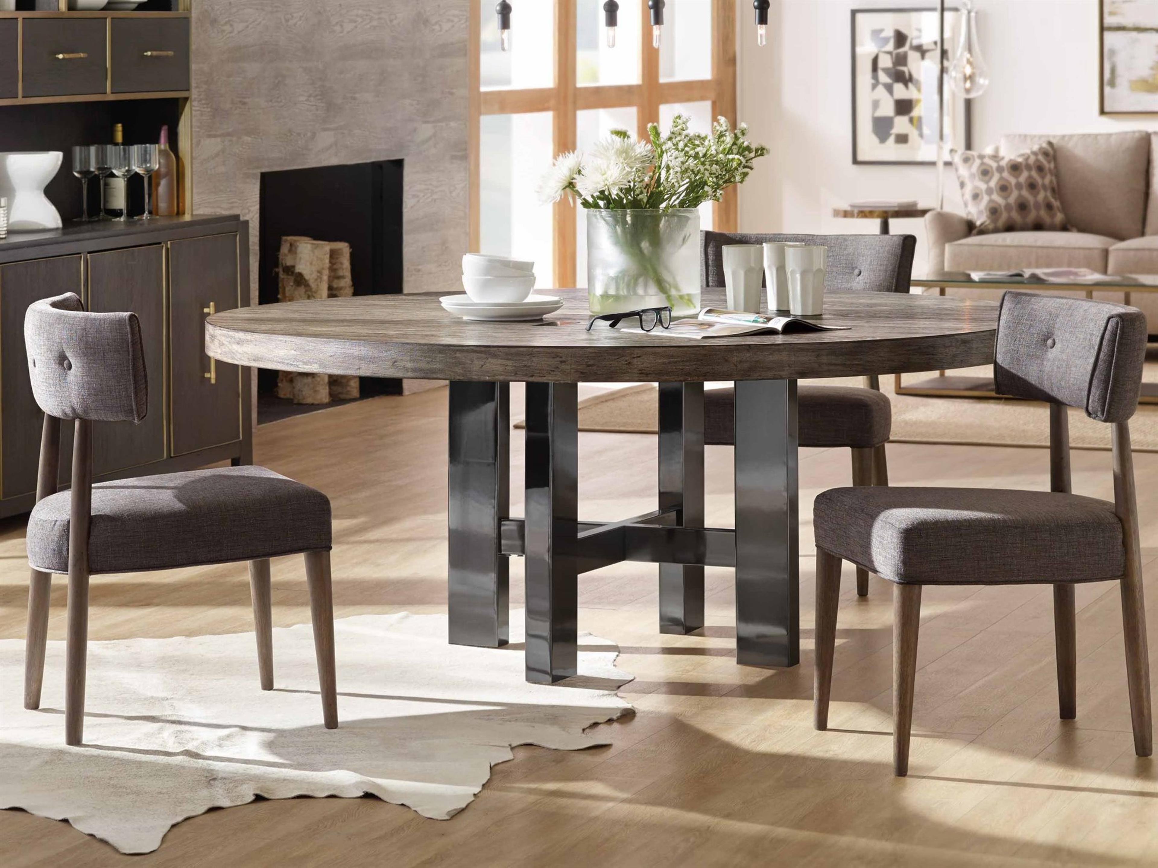 Hooker Furniture Curata Oak Wood Dining Room Set