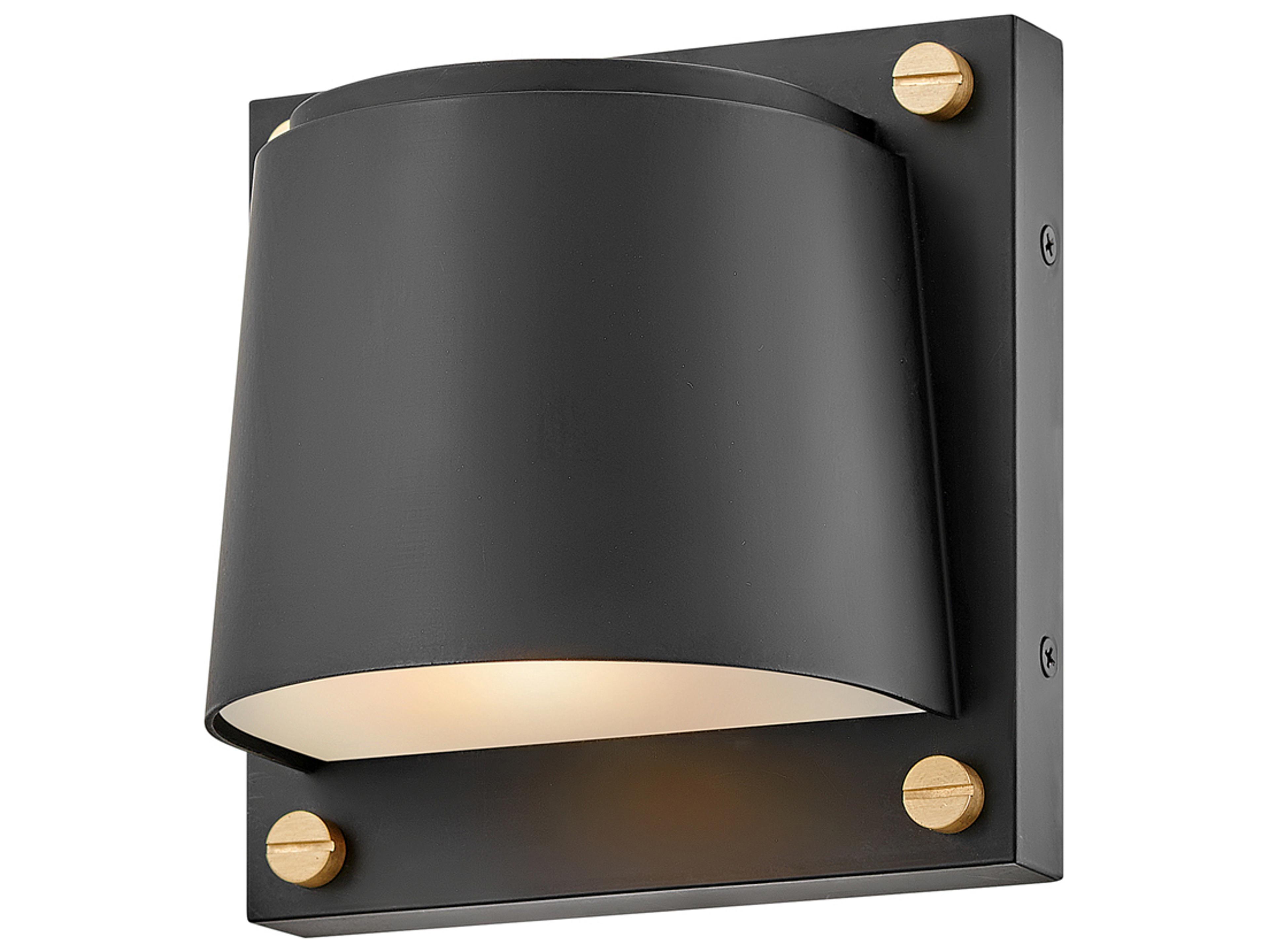 Hinkley Scout 1 - Light Outdoor Wall Light