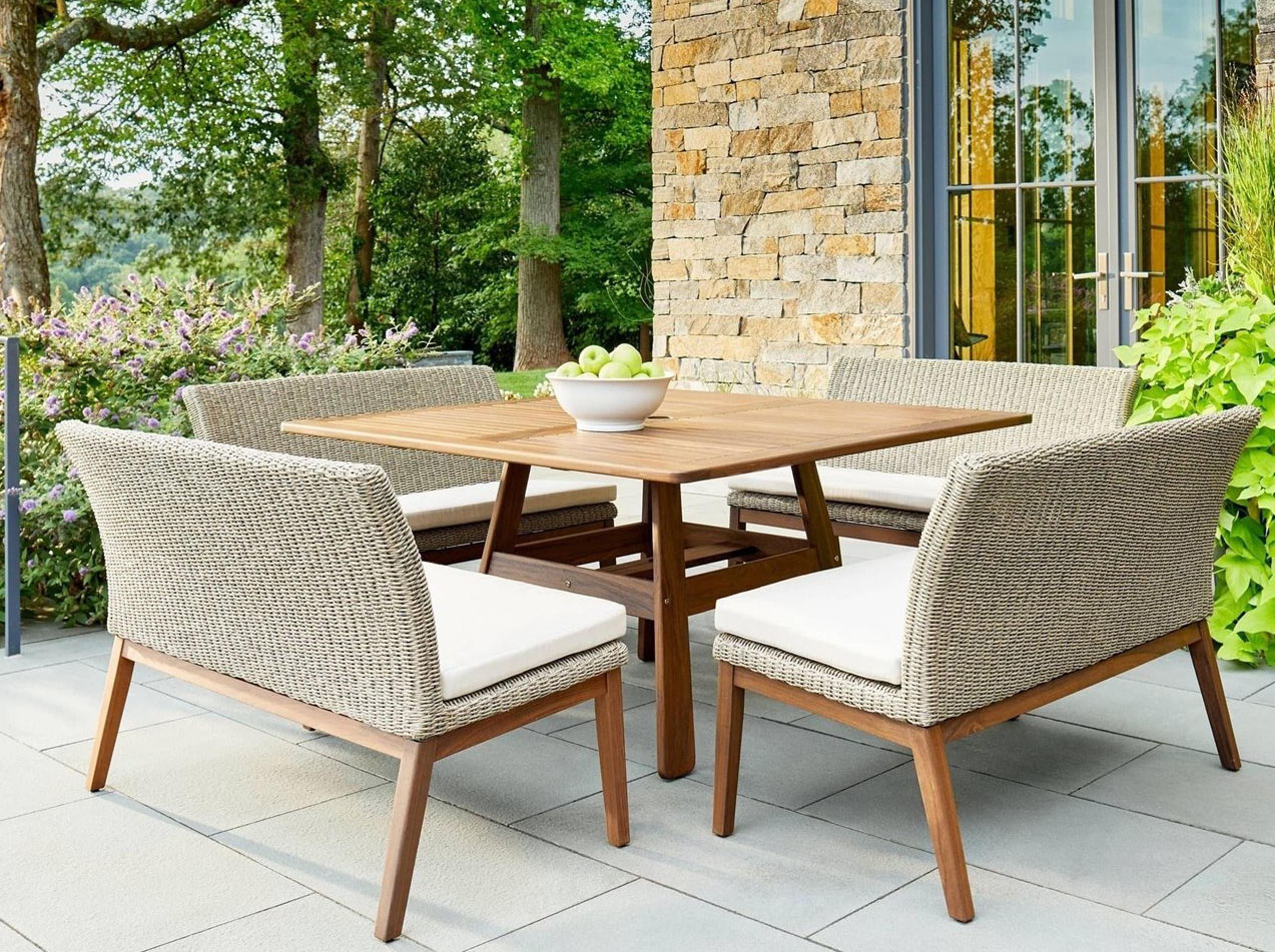 Jensen Outdoor Coral Dining Set