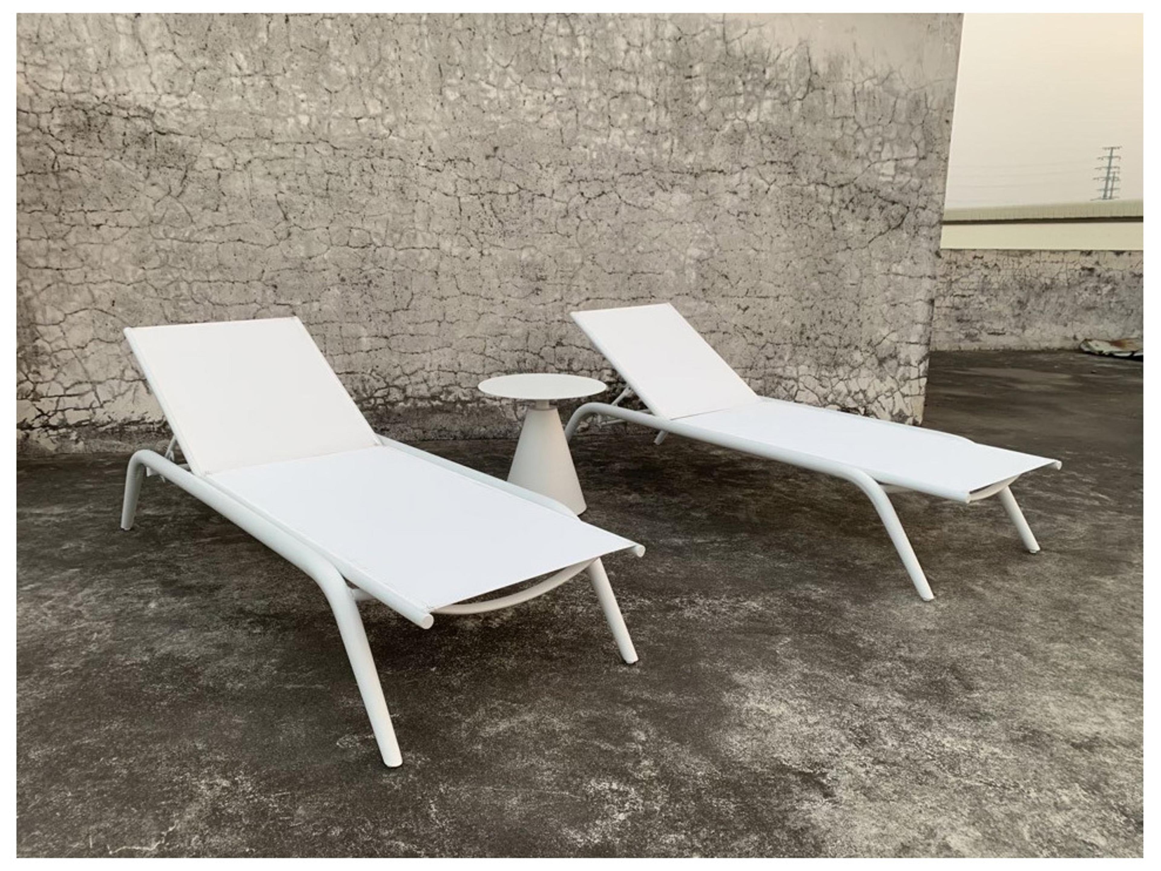 Schnupp Patio Alia Sling Aluminum White Chaise Lounge