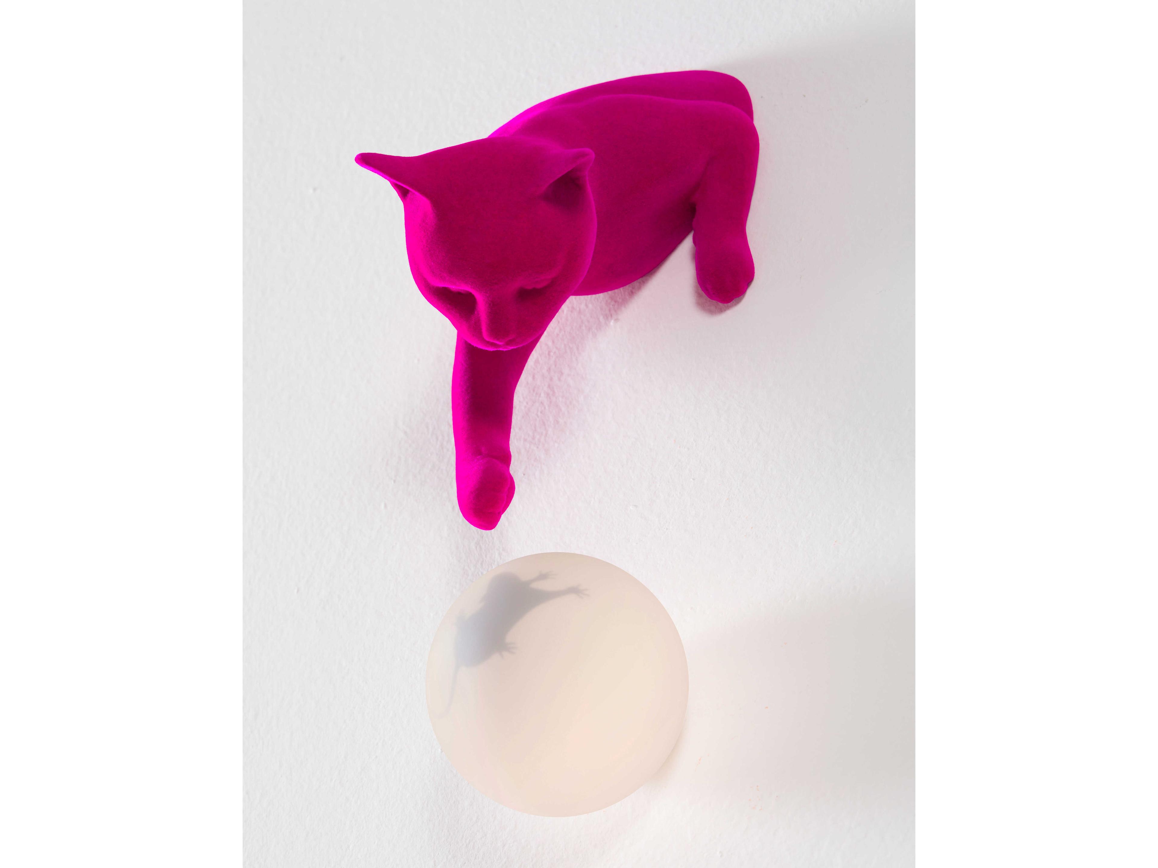 Karman Maoo 1-Light Fuchsia Pink Wall Sconce