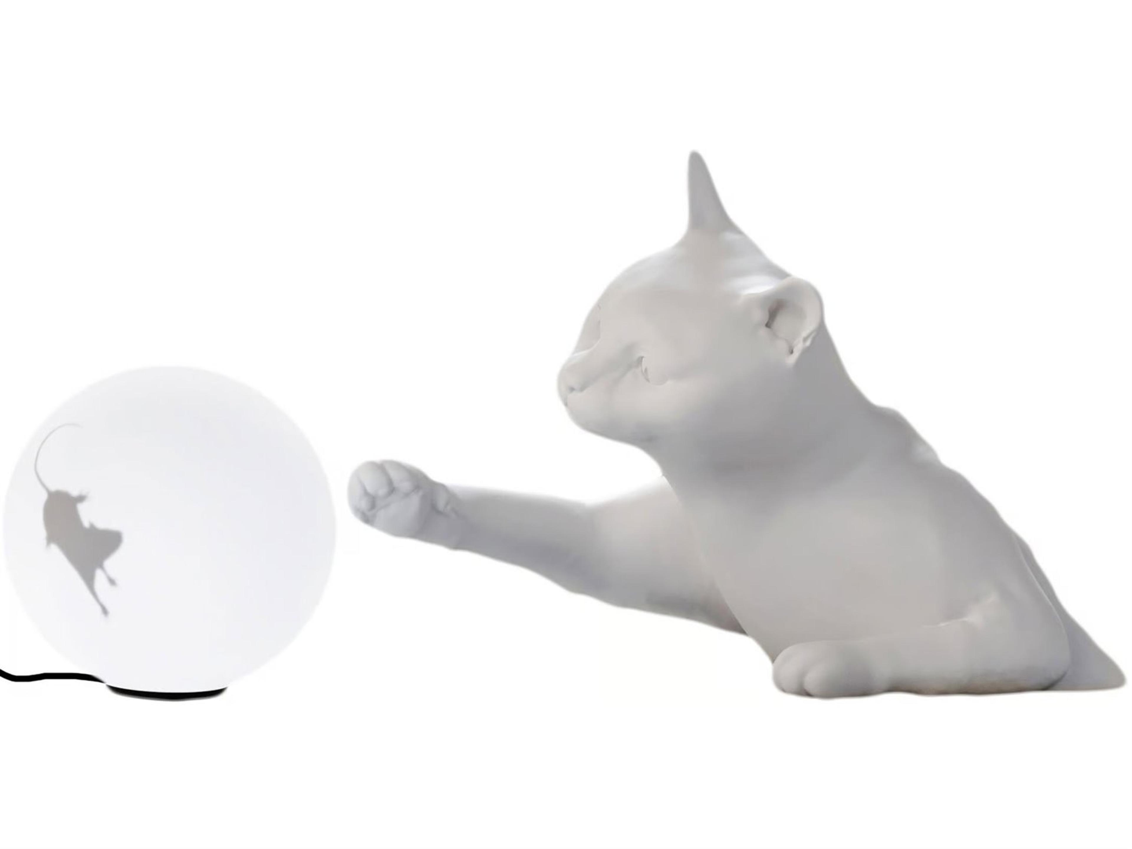 Karman Maoo White Table Lamp