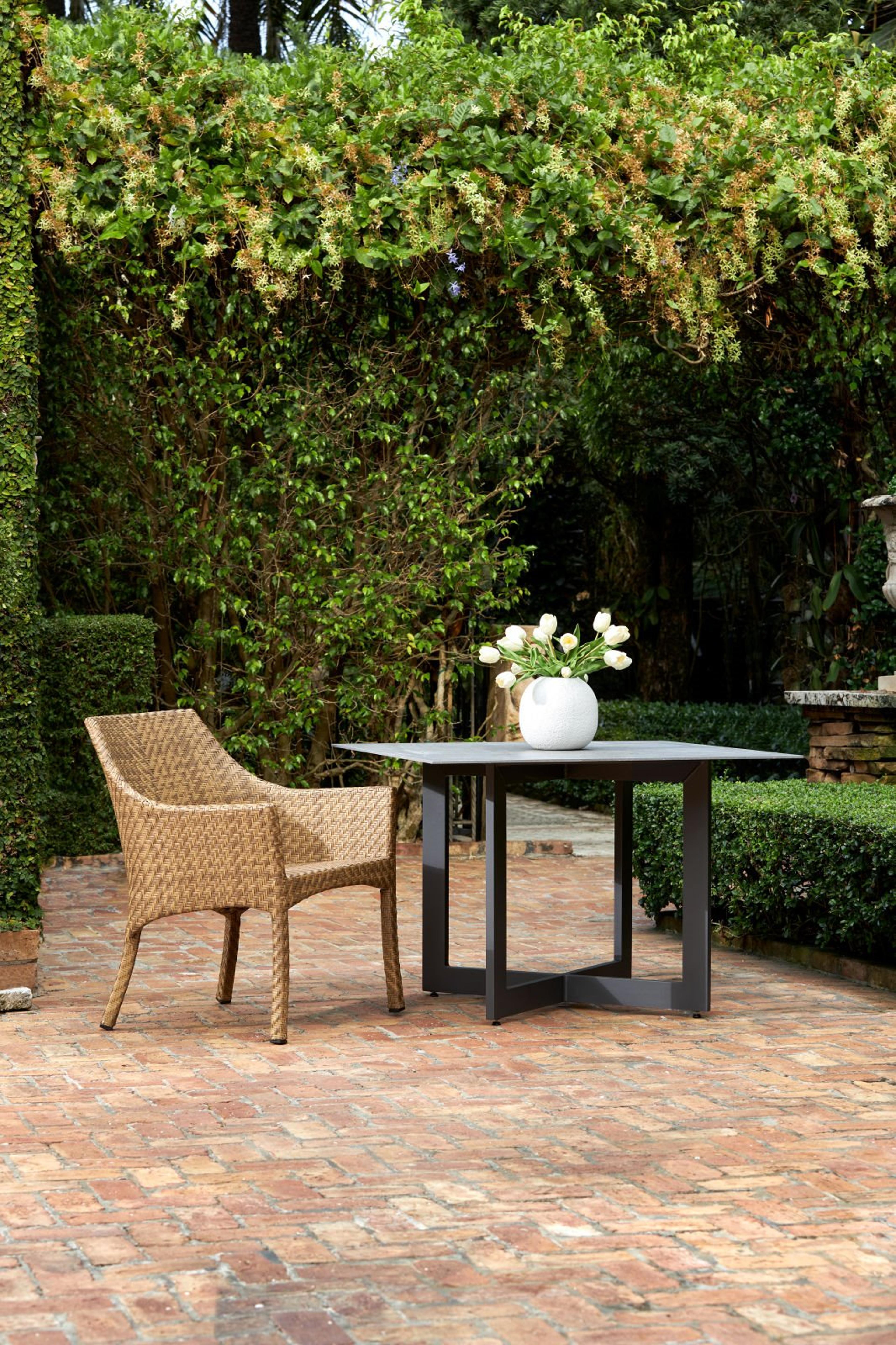 Lane Venture Millie Dining Set