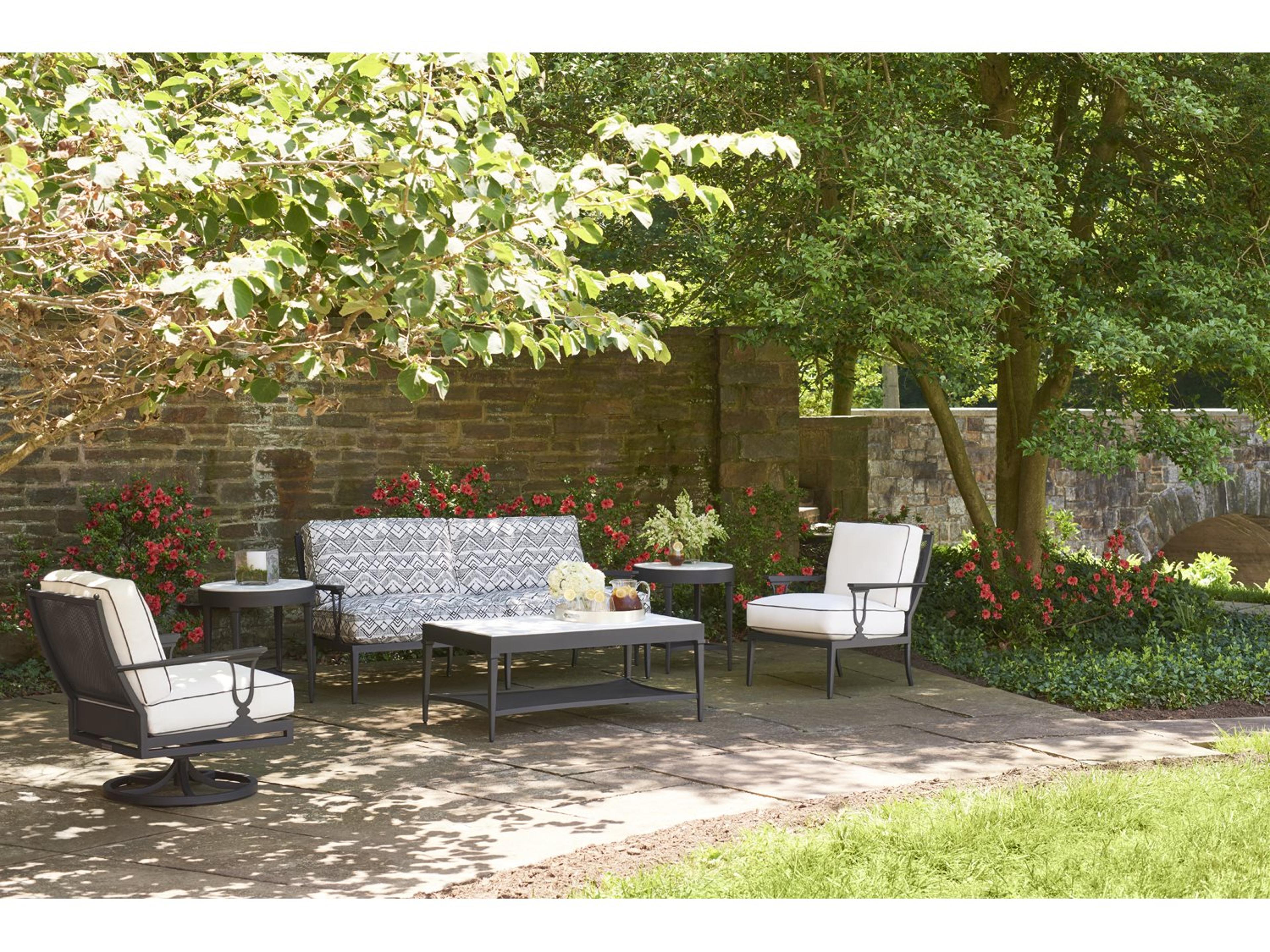 Lane Venture Winterthur Estate Aluminum Outdoor Patio Lounge Set