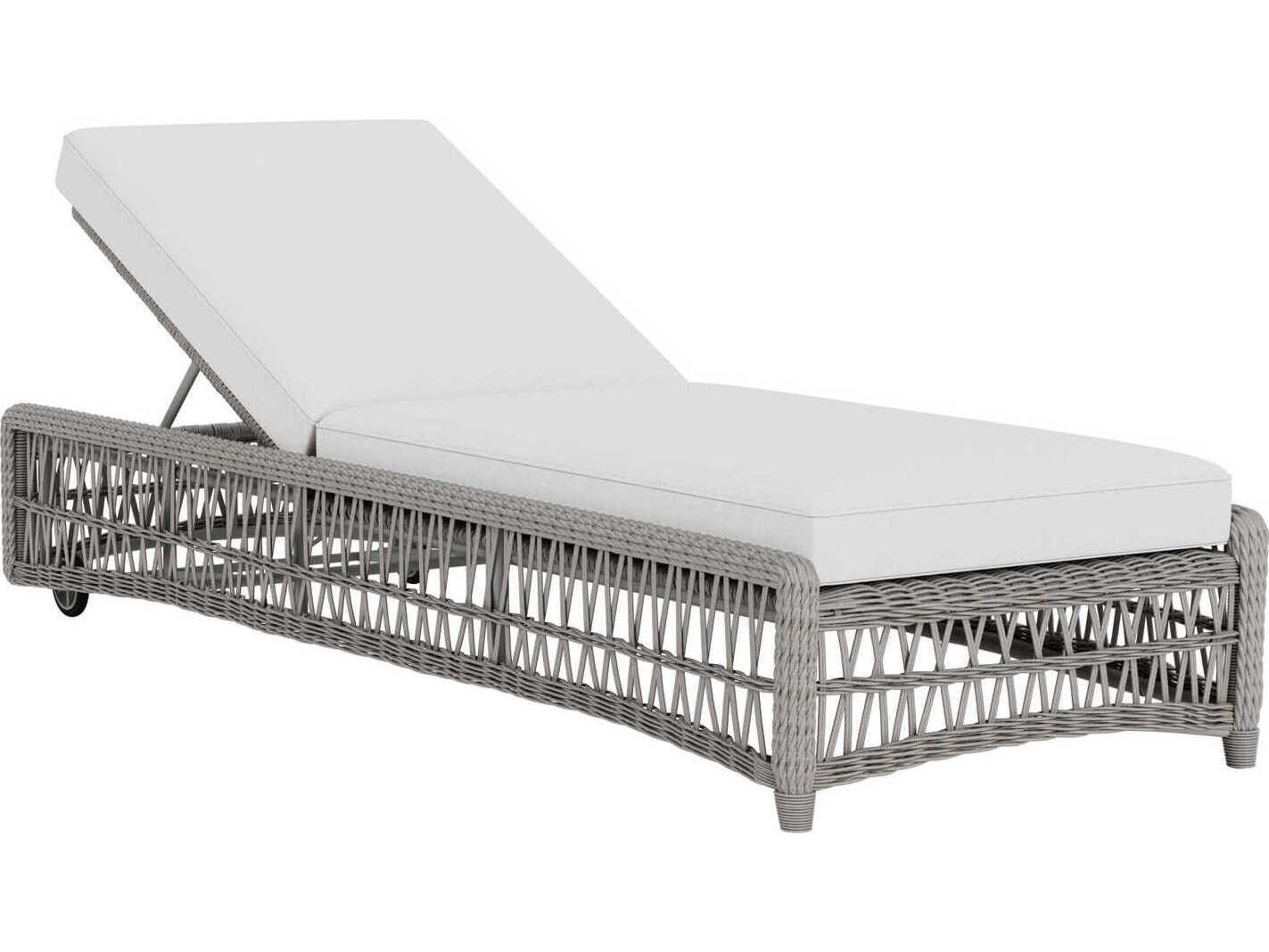 Lloyd Flanders Mackinac Wicker Outdoor Chaise Lounge