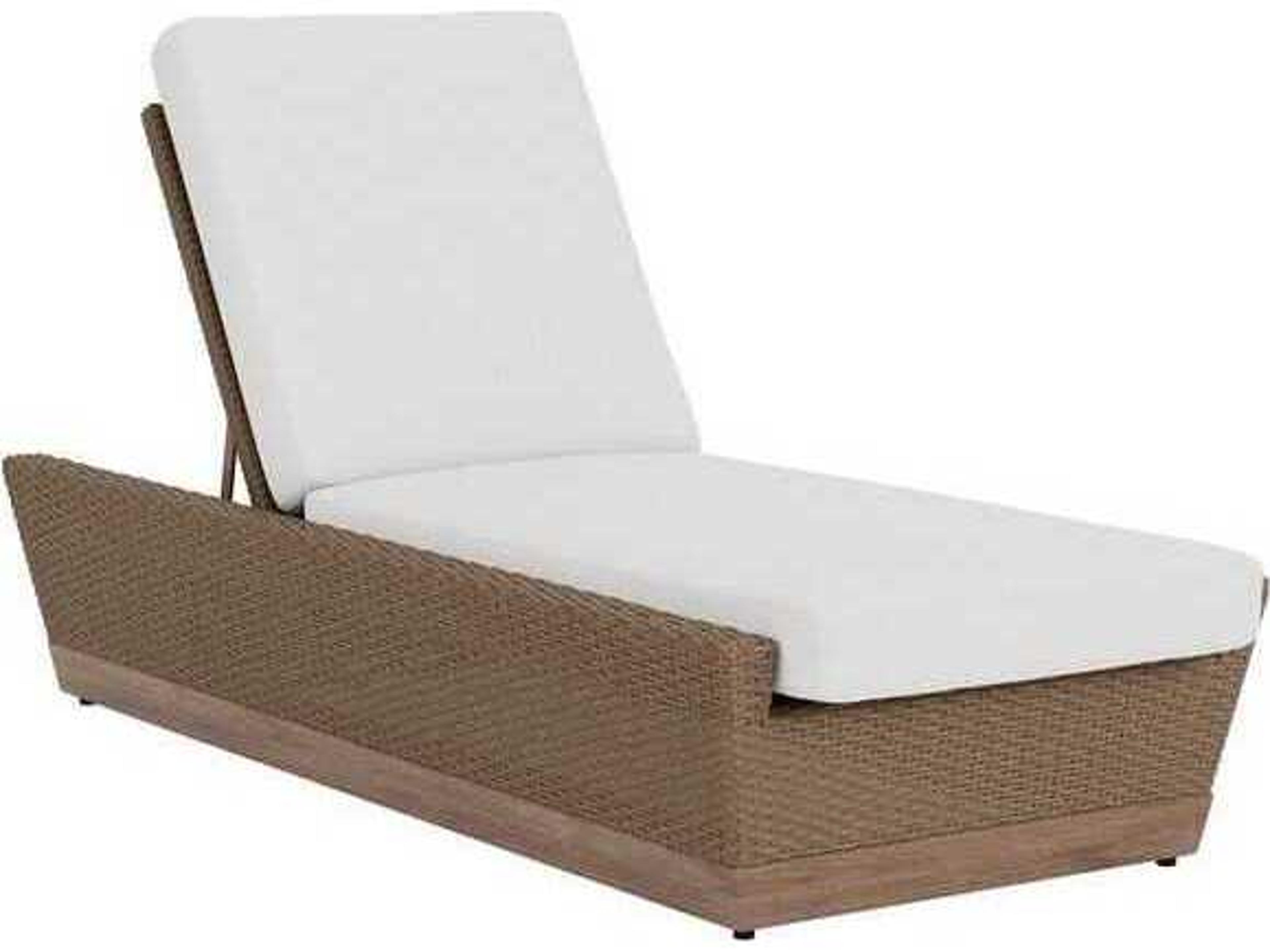 Lloyd Flanders Charisma Aluminum Wicker Chaise Lounge