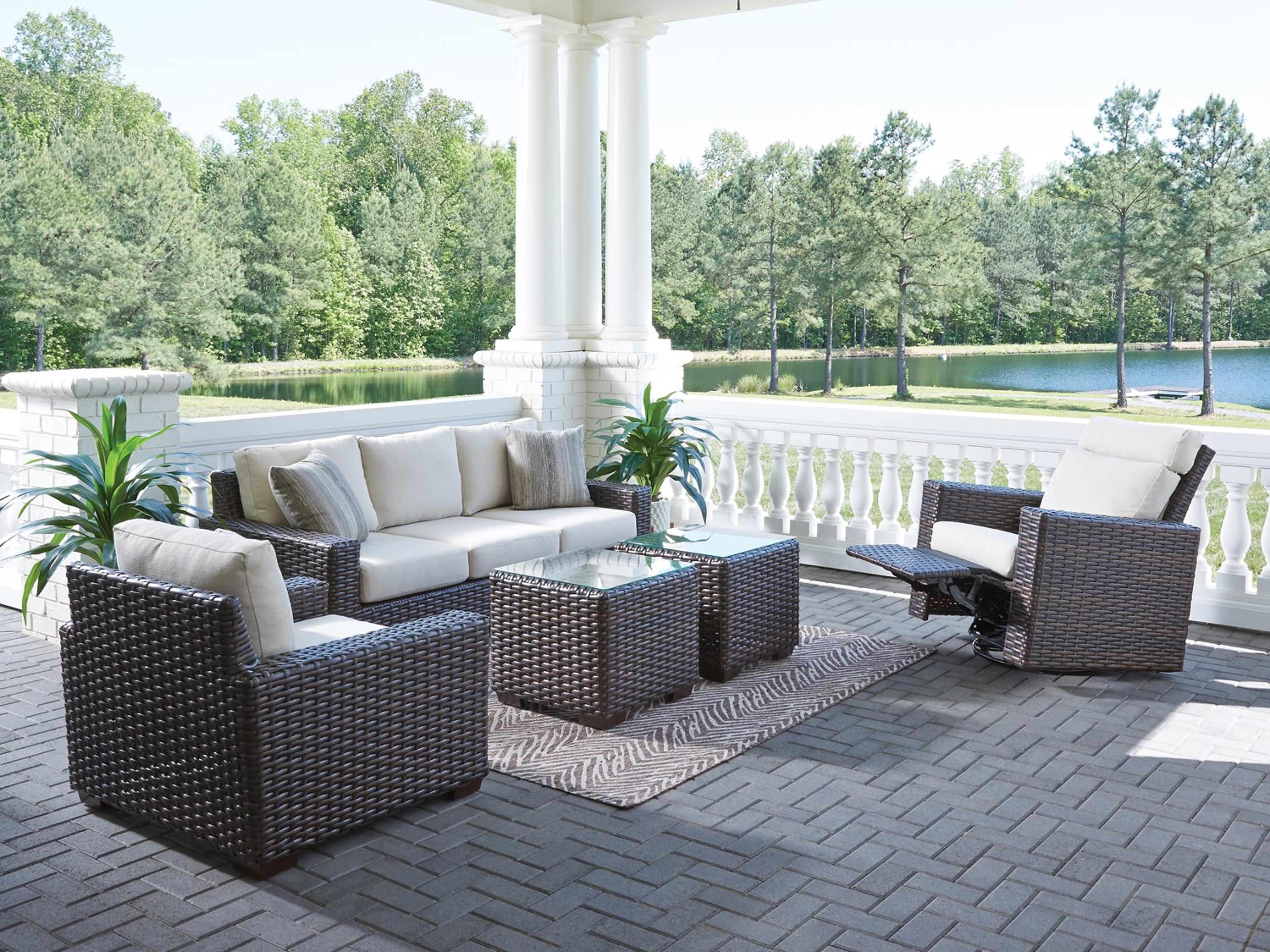 Lloyd Flanders Contempo Wicker Outdoor Lounge Set