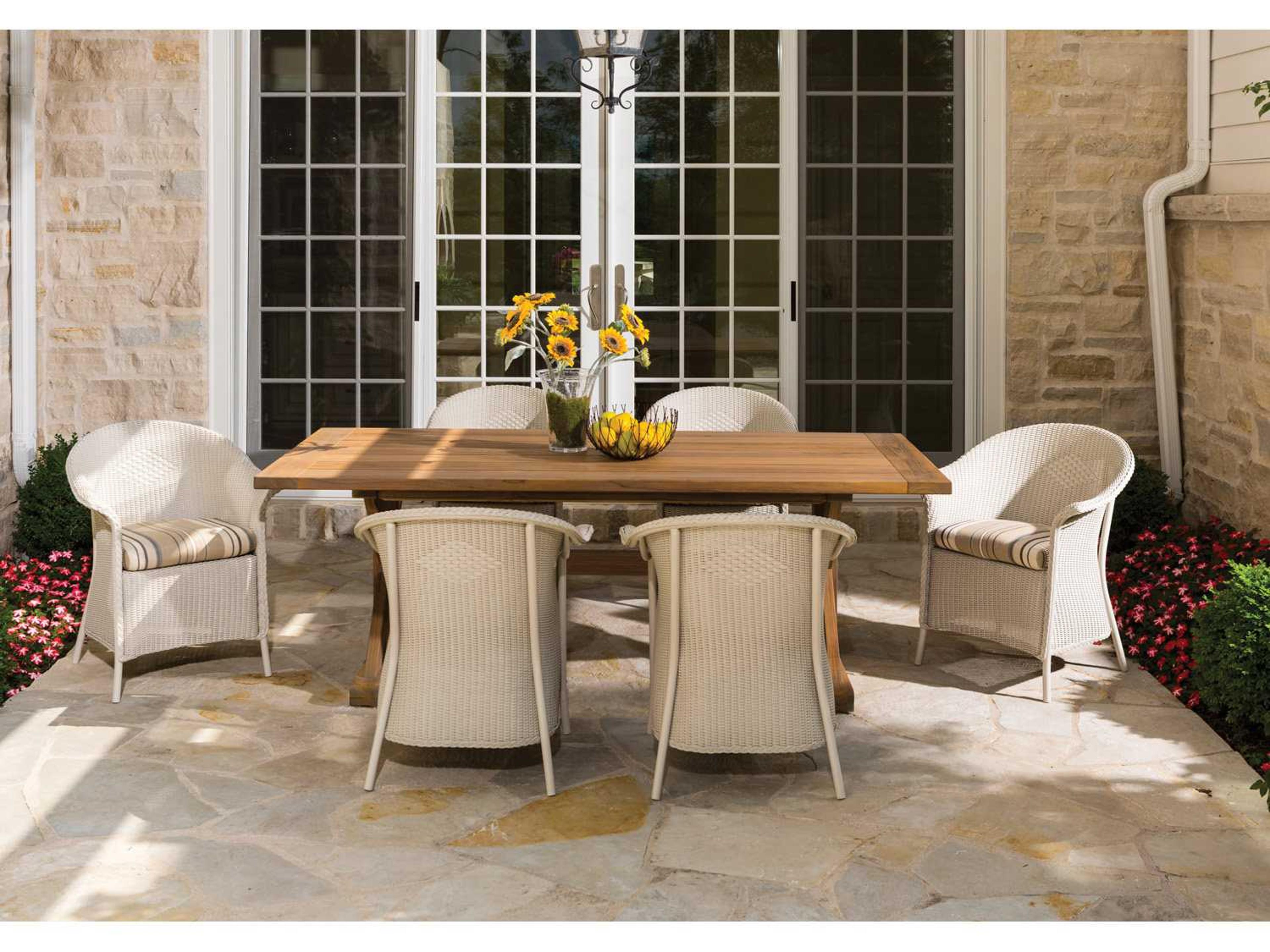 Lloyd Flanders Dining & Accessories Wicker Outdoor Patio Dining Set