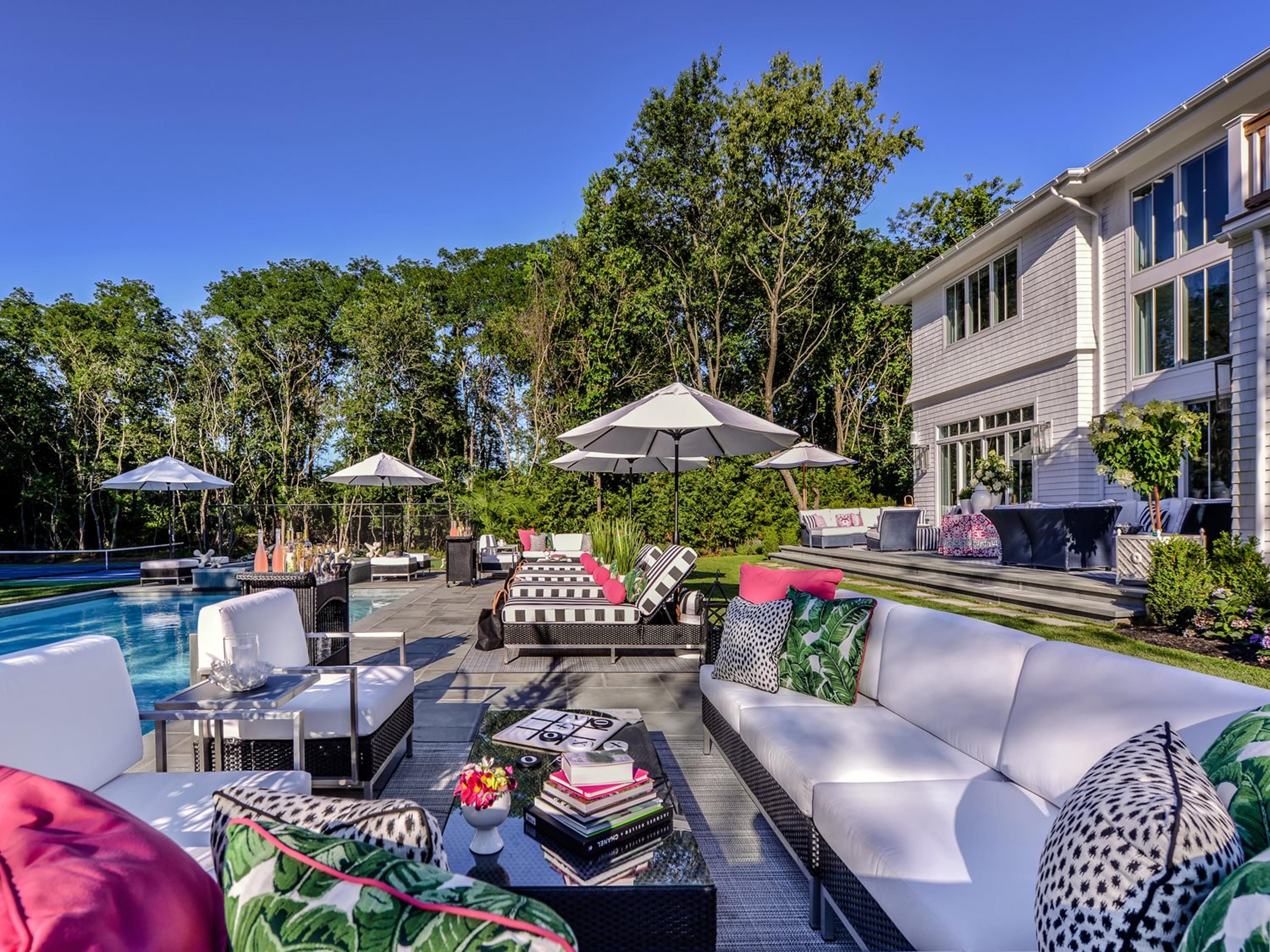 Lloyd Flanders Elements Wicker Sectional Patio Lounge Set