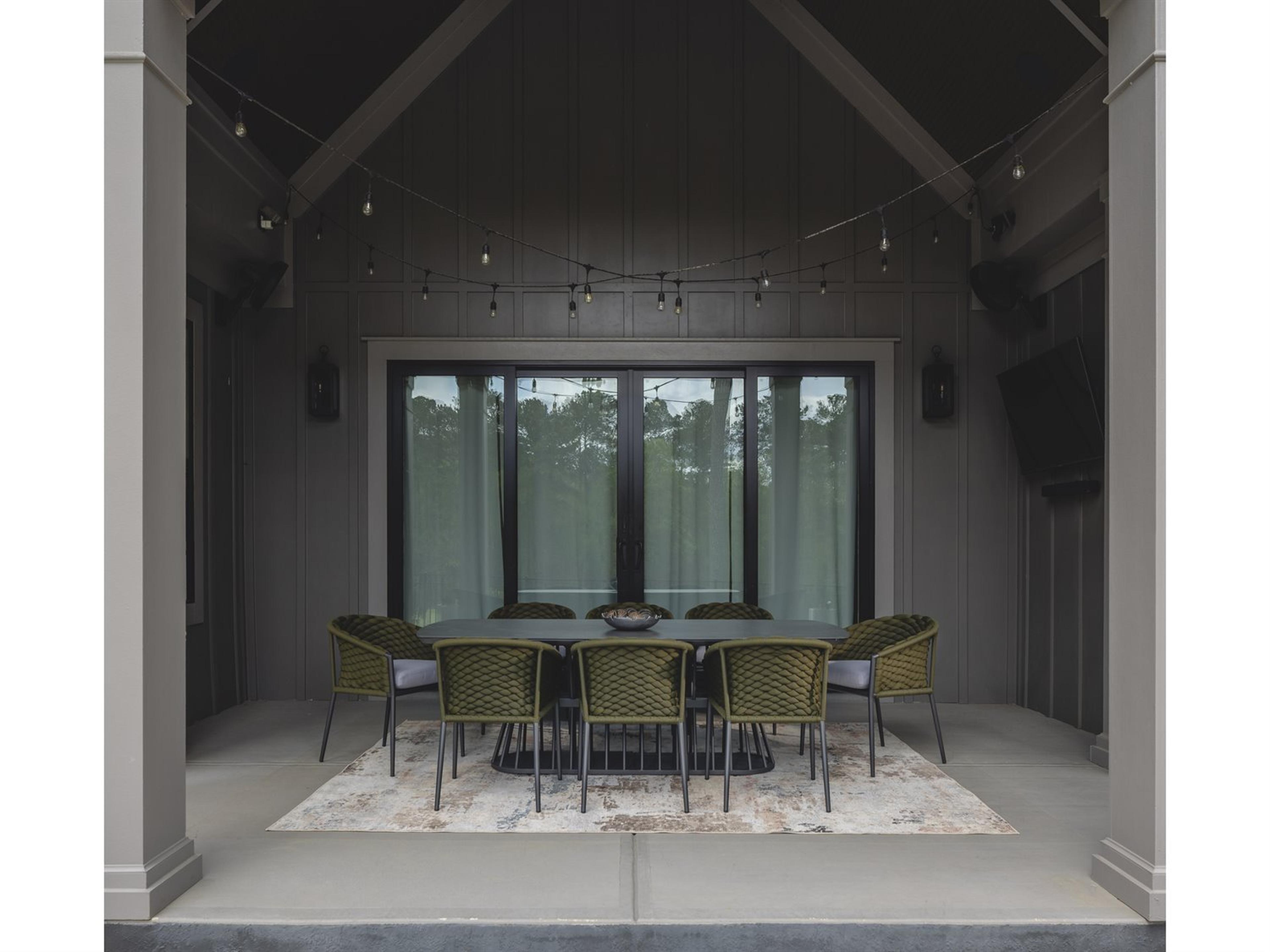 Lloyd Flanders Escape Aluminum Dining Set