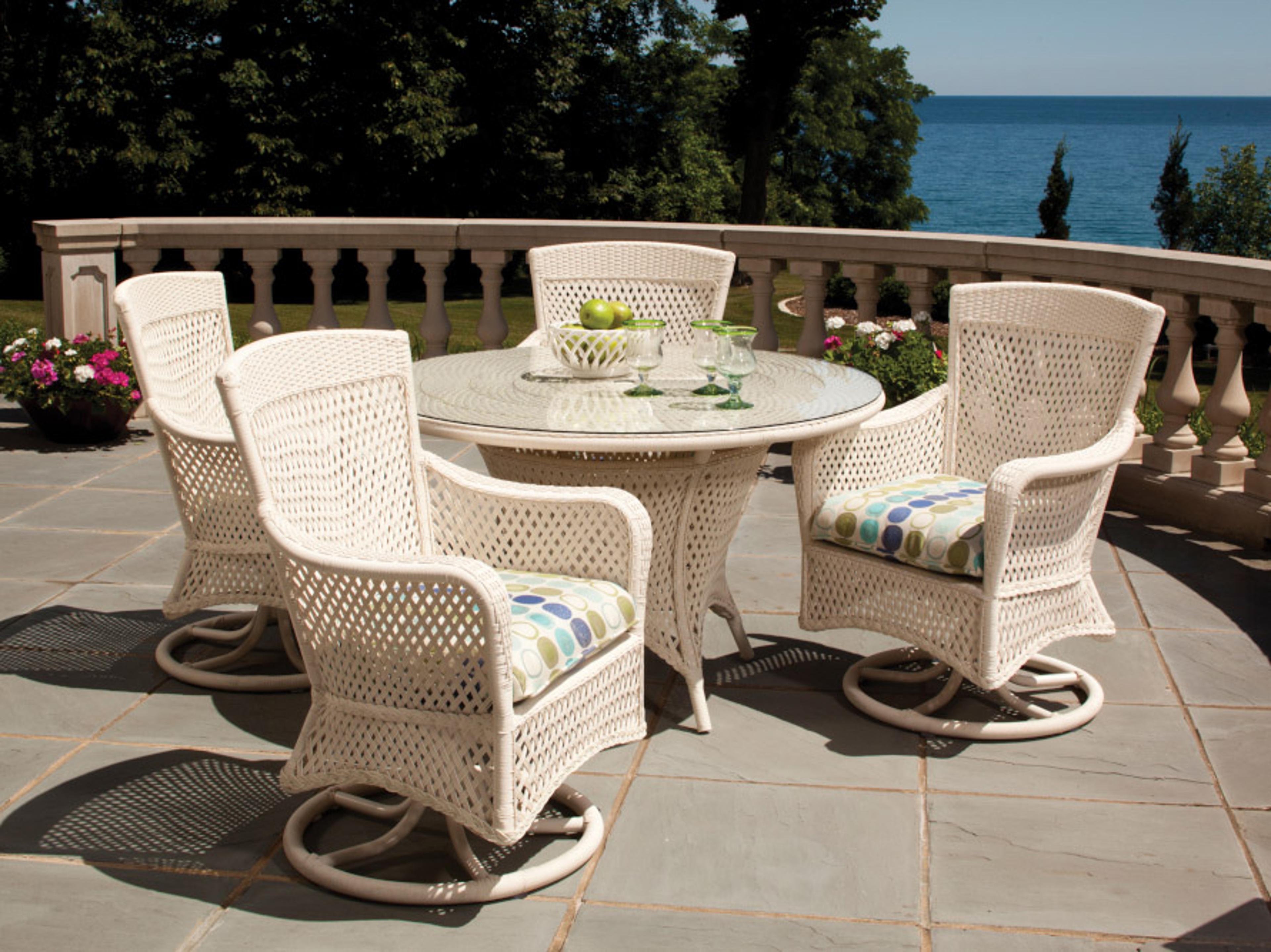 Lloyd Flanders Grand Traverse Wicker Cushion Outdoor Patio Lounge Set