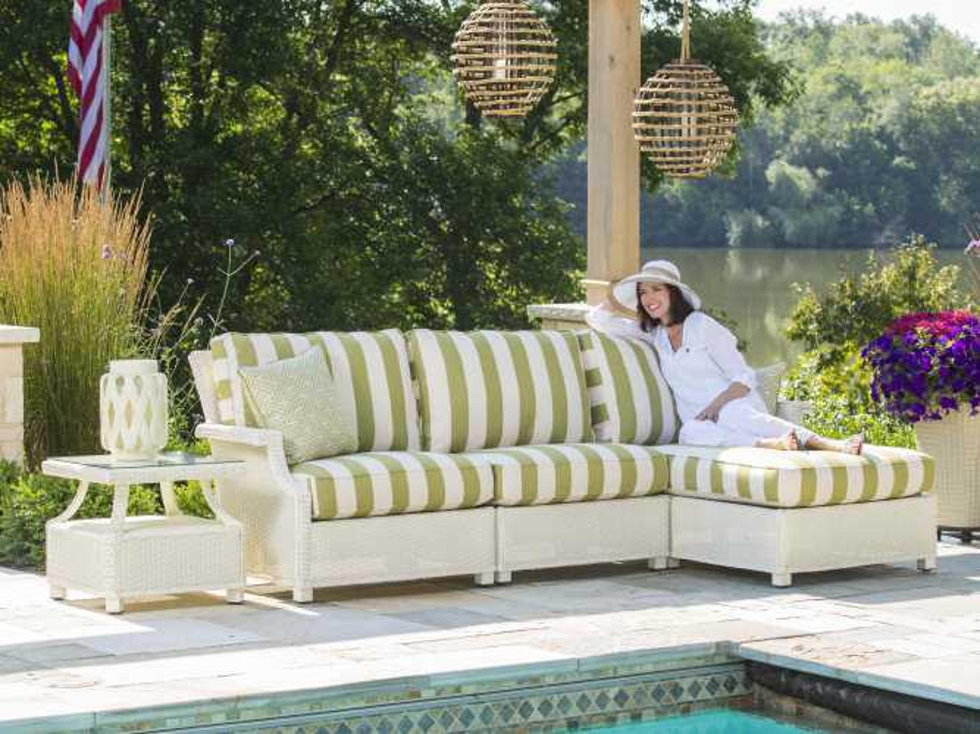 Lloyd Flanders Hamptons Wicker Sectional Patio Lounge Set
