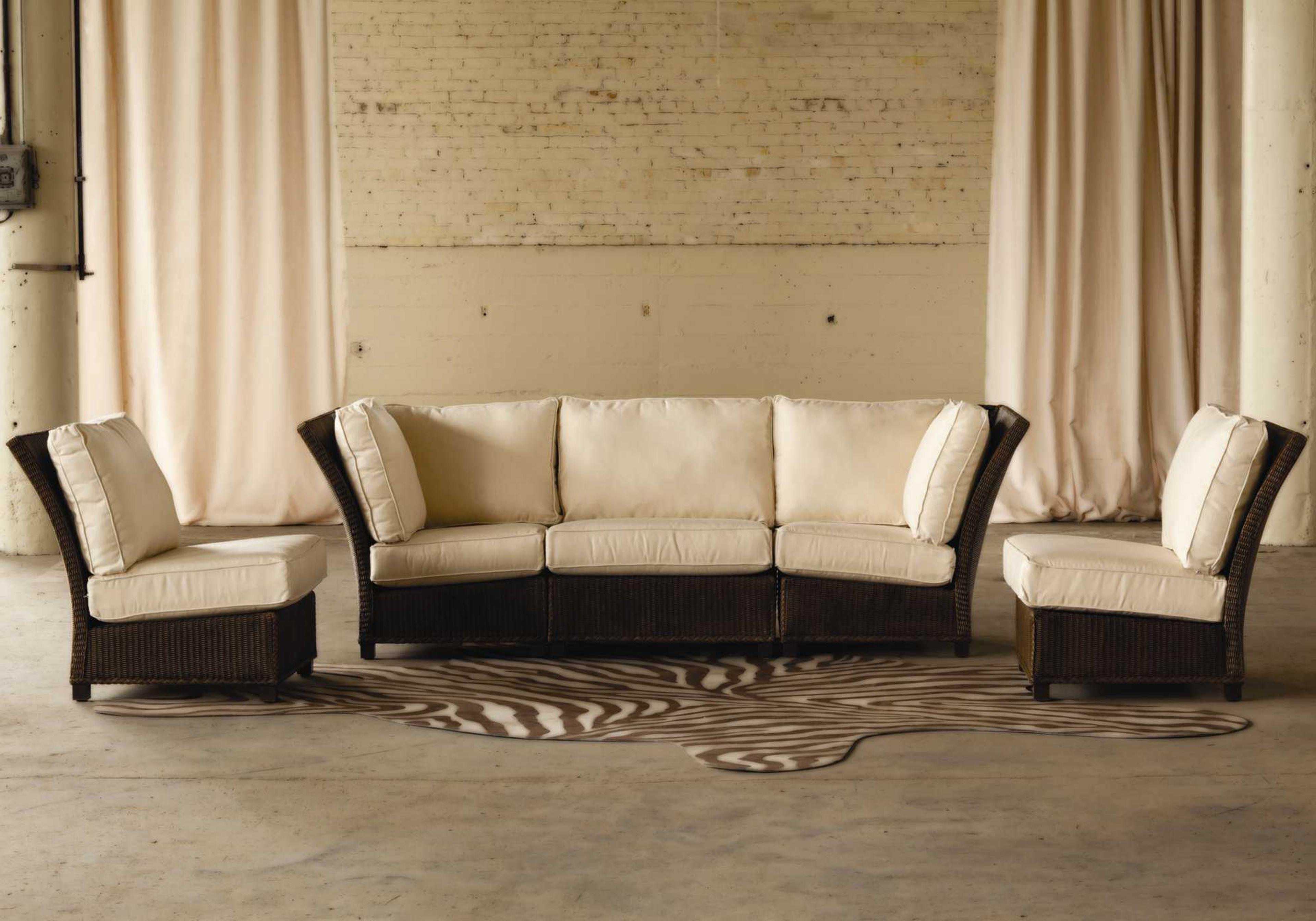 Lloyd Flanders Hamptons Wicker Outdoor Lounge Set