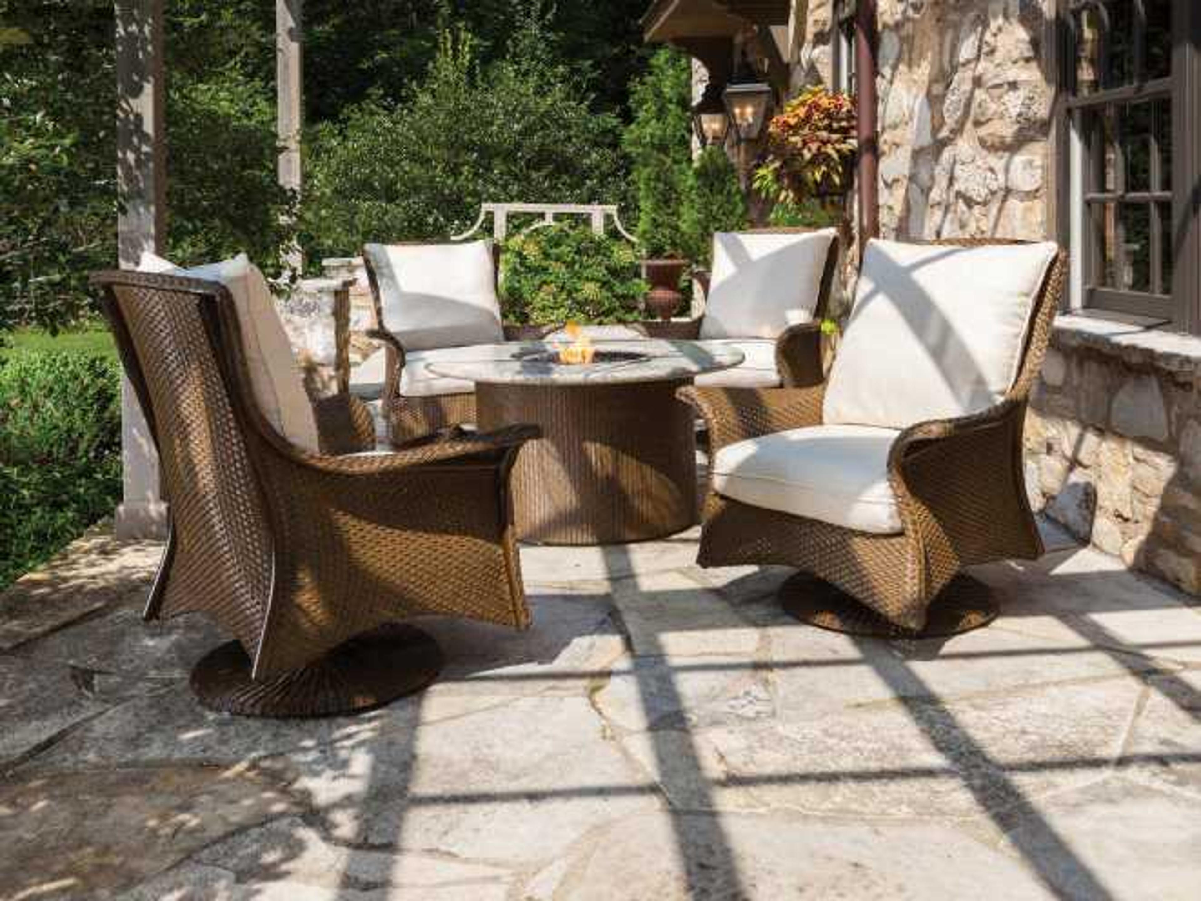 Lloyd Flanders Mandalay Wicker Dining Set
