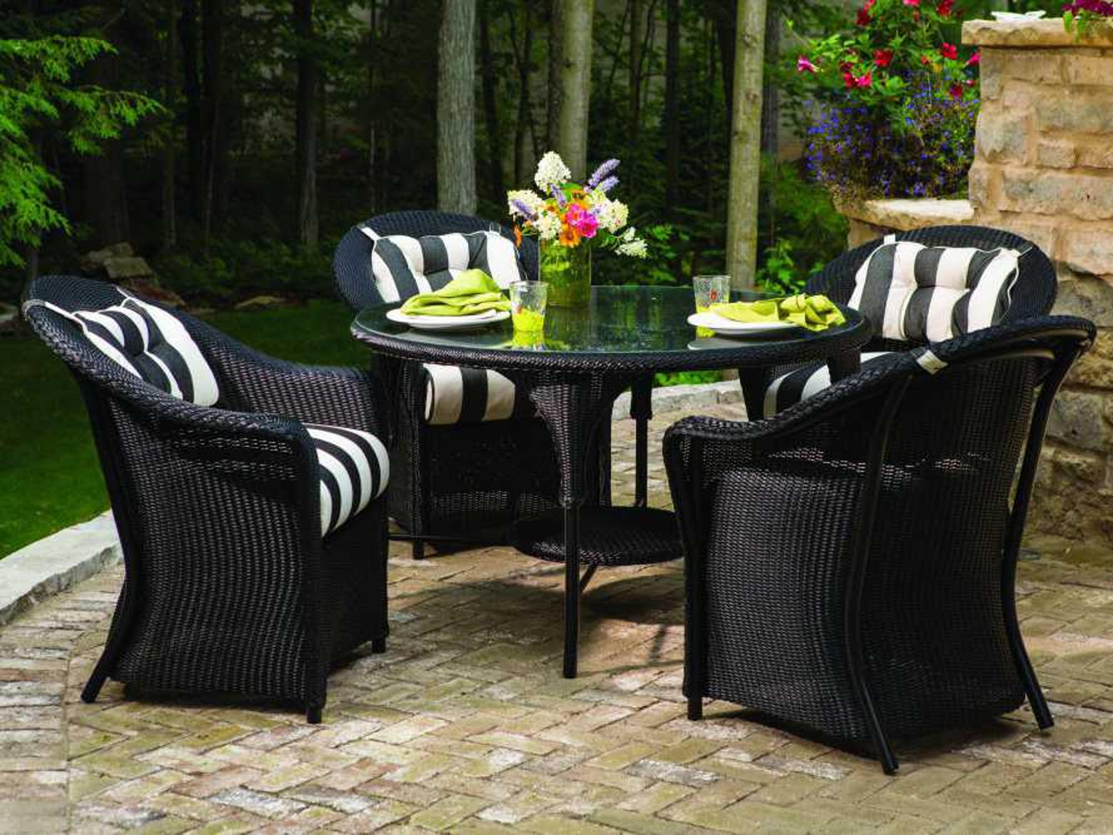 Lloyd Flanders Reflections Wicker Patio Dining Set