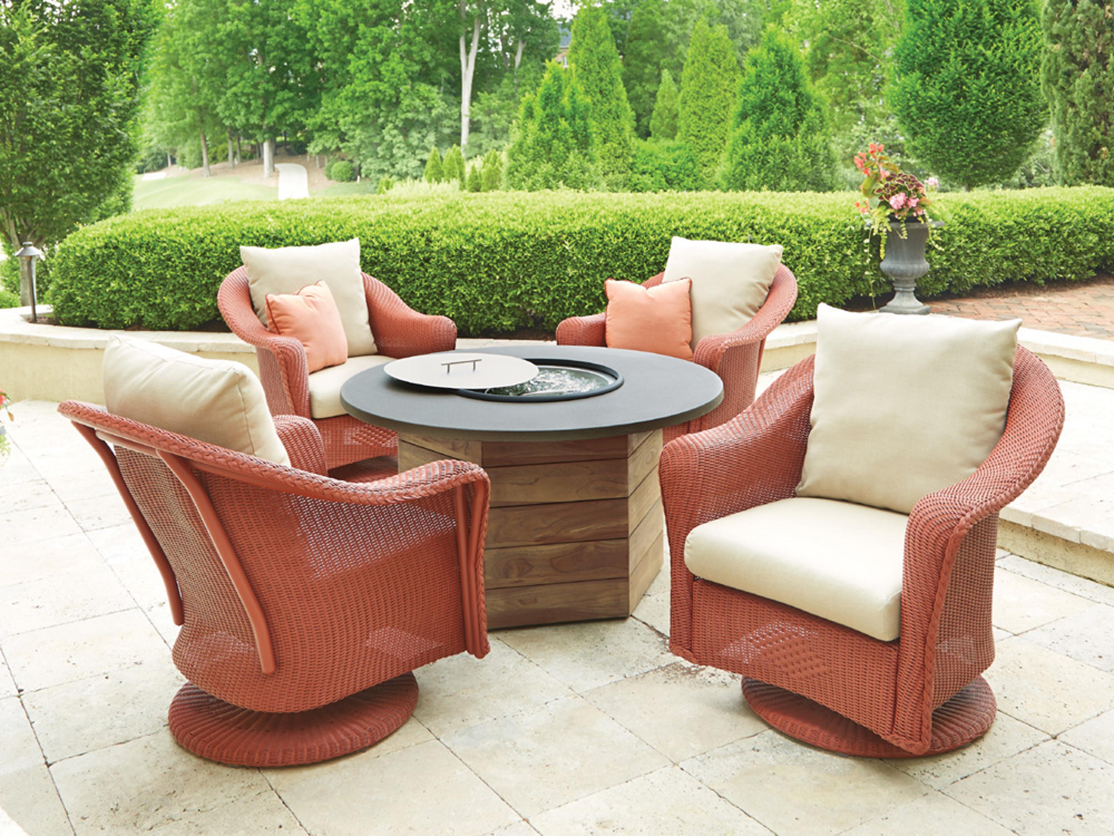 Lloyd Flanders Reflections Wicker Cushion Outdoor Lounge Set