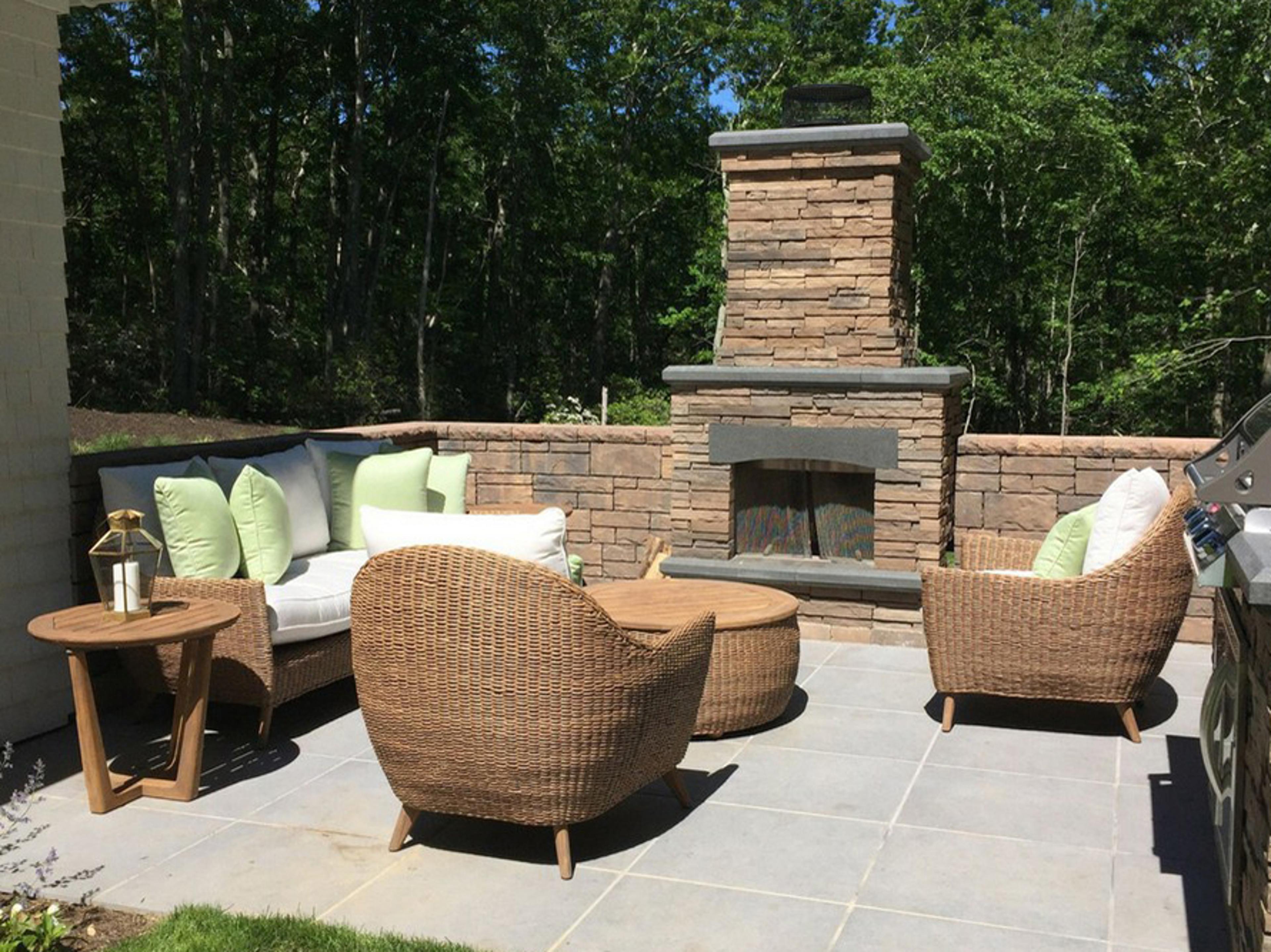 Lloyd Flanders Tobago Wicker Cushion Patio Lounge Set