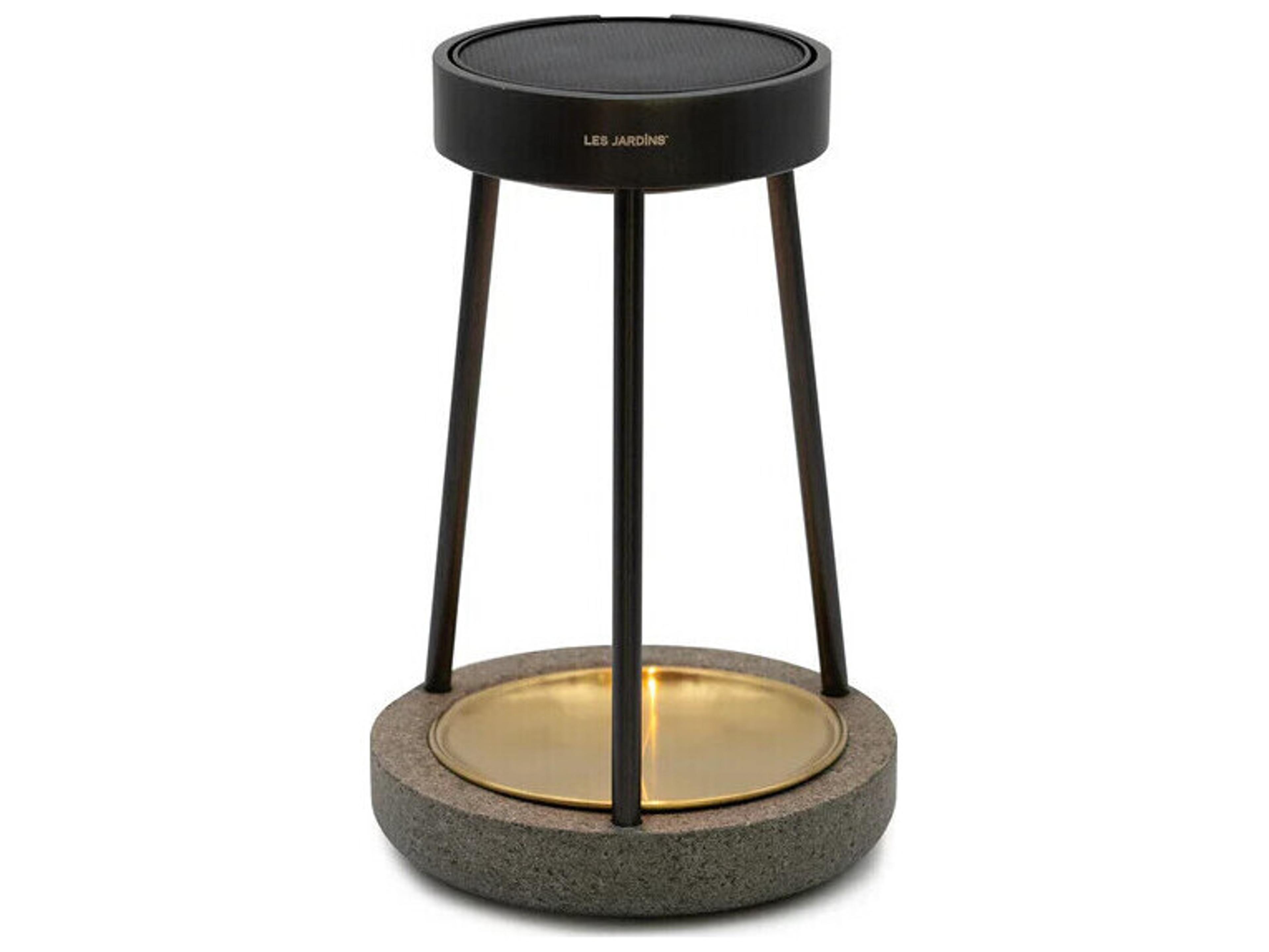 Les Jardins Bold 3-Light Outdoor Lamp