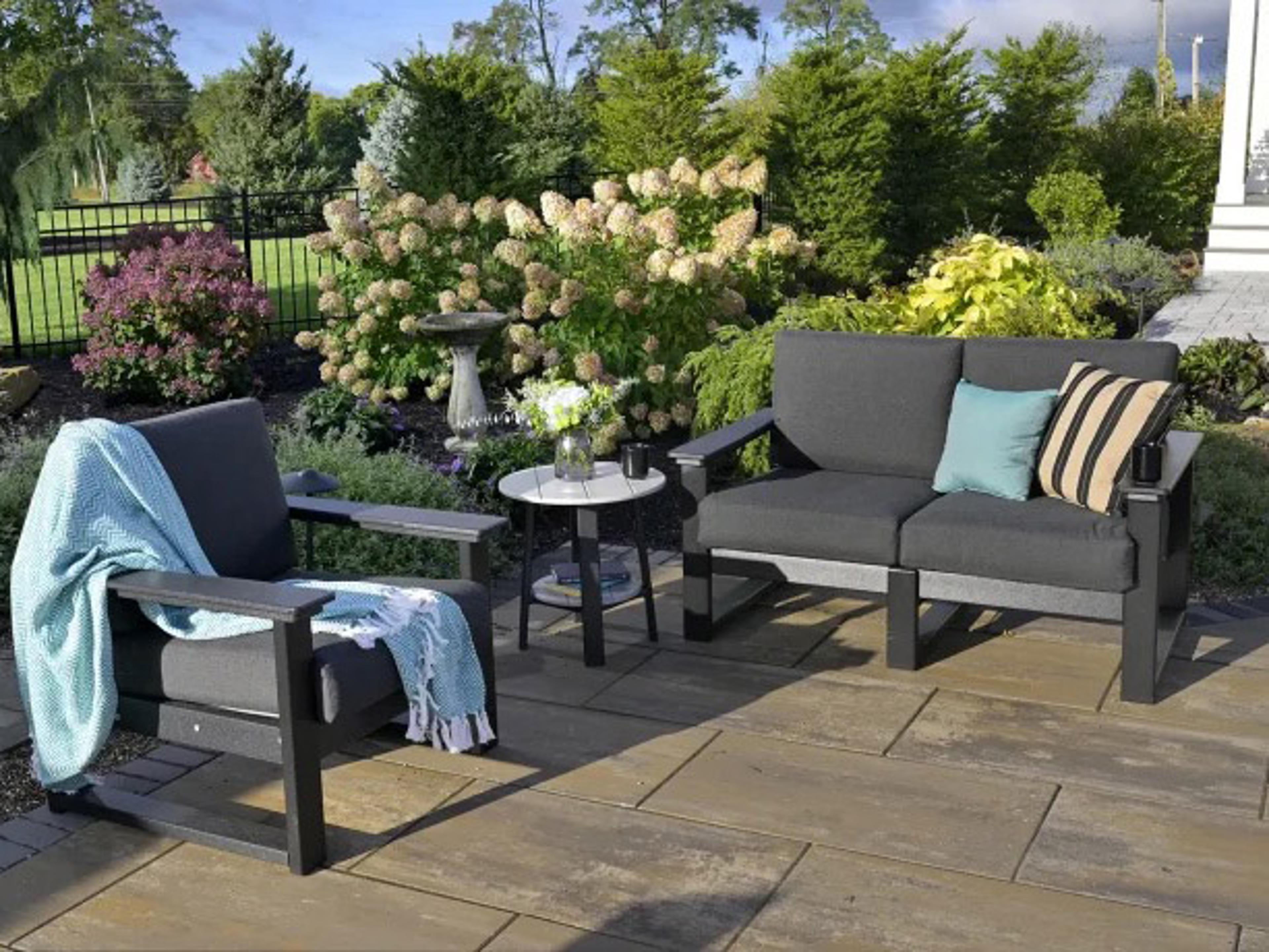 LuxCraft Lanai Recycled Plastic Cushion Outdoor Lounge Set