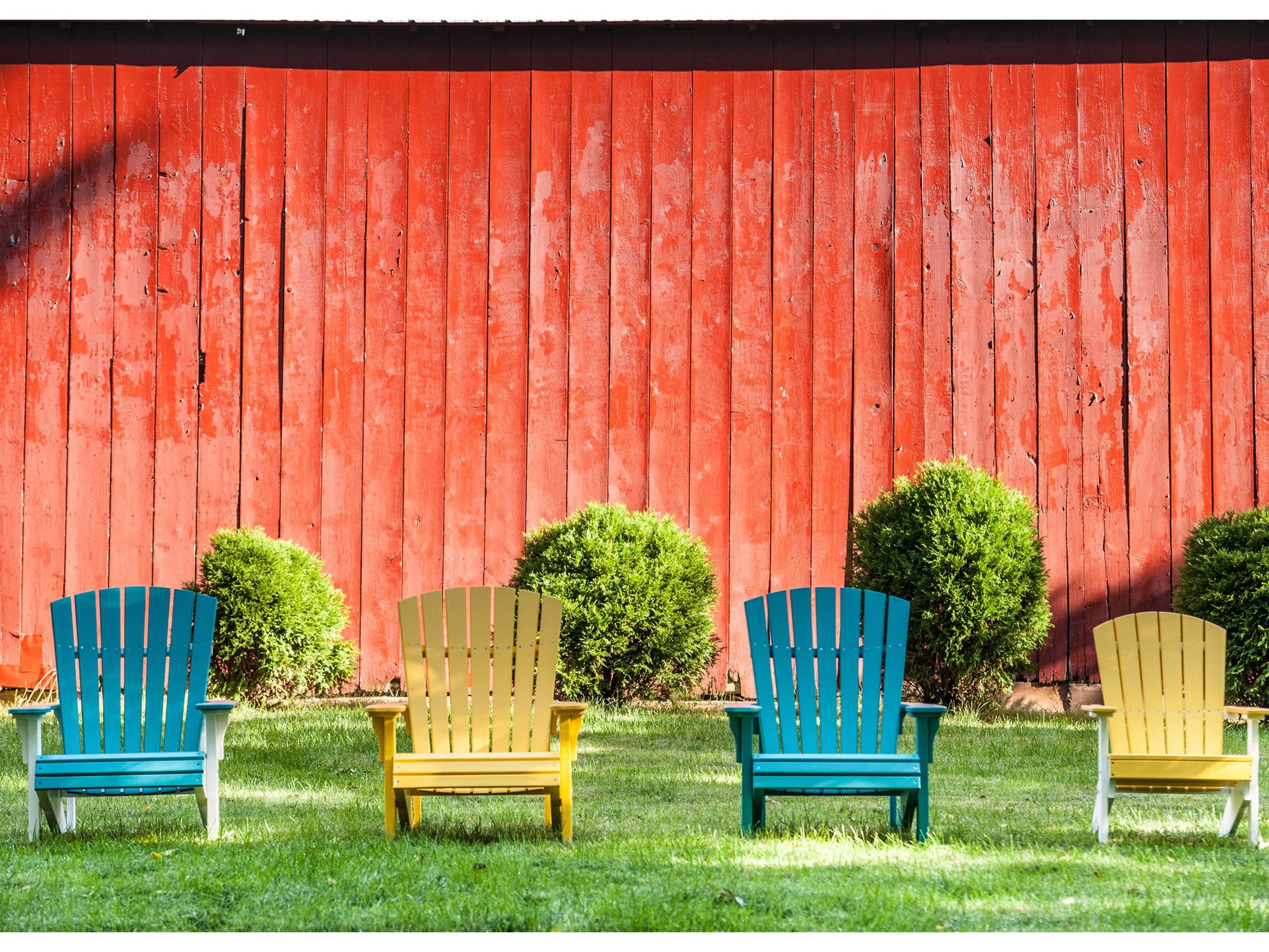 LuxCraft Recycled Plastic Outdoor Lounge Set