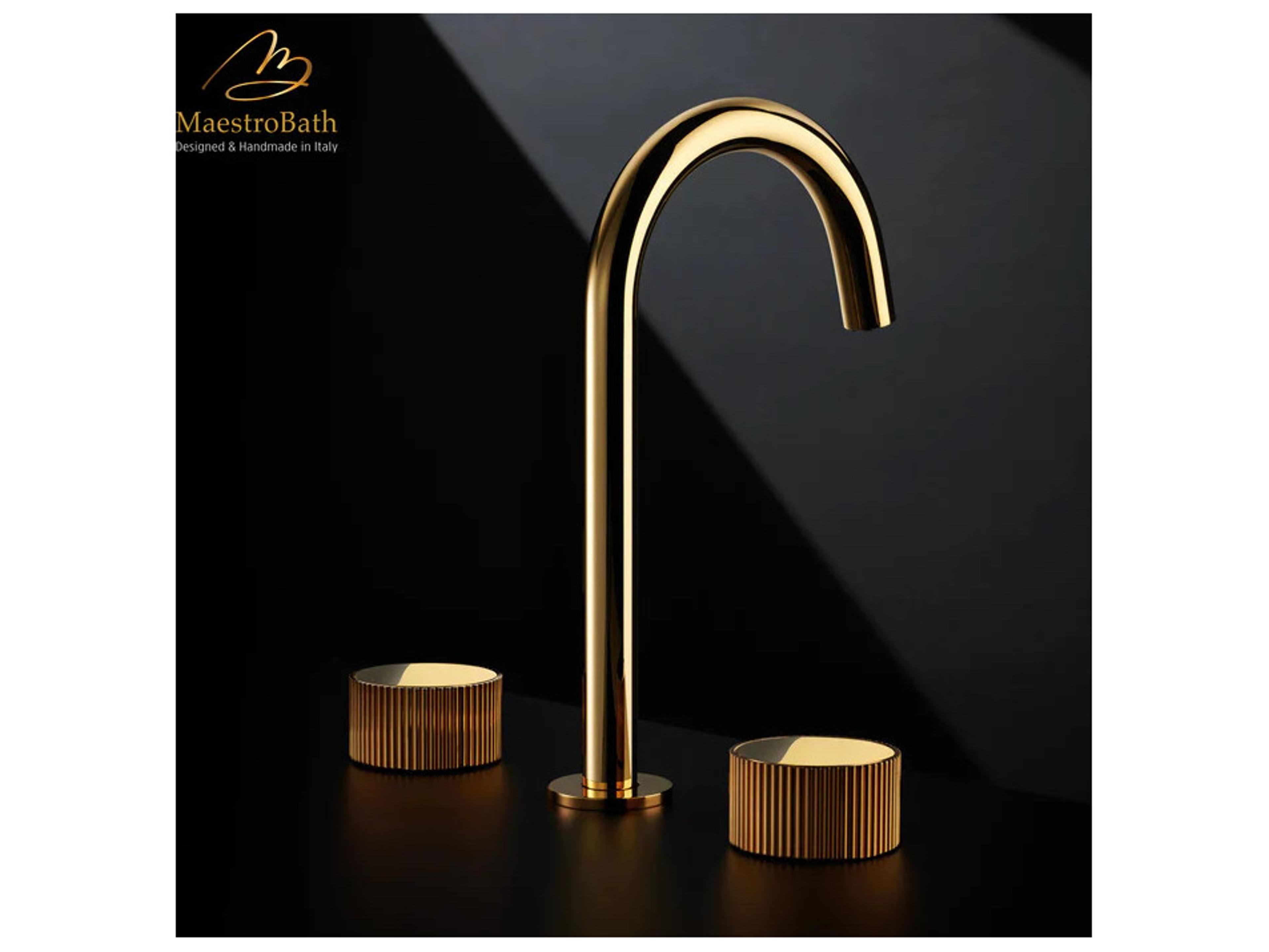Favolosa Luxury 3-Hole Bathroom Faucet