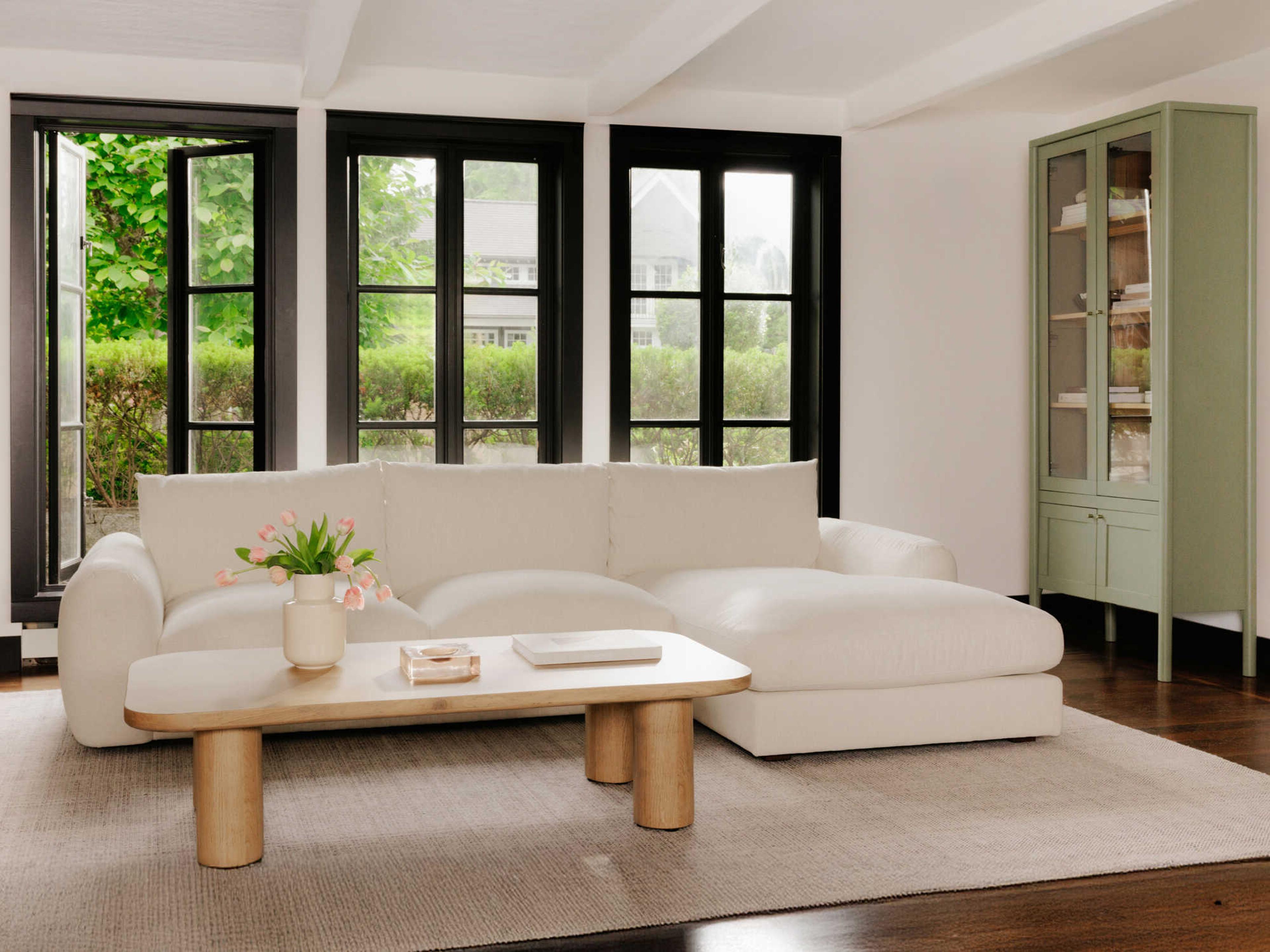 Moe's Home Berga Sofa Set