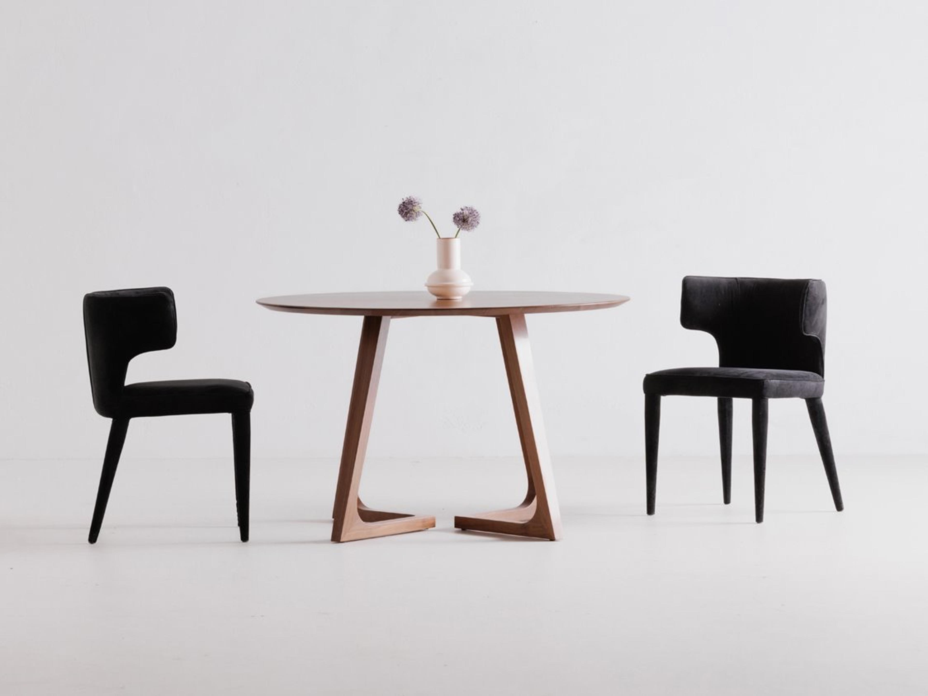 Moe's Home Jennaya Dining Set