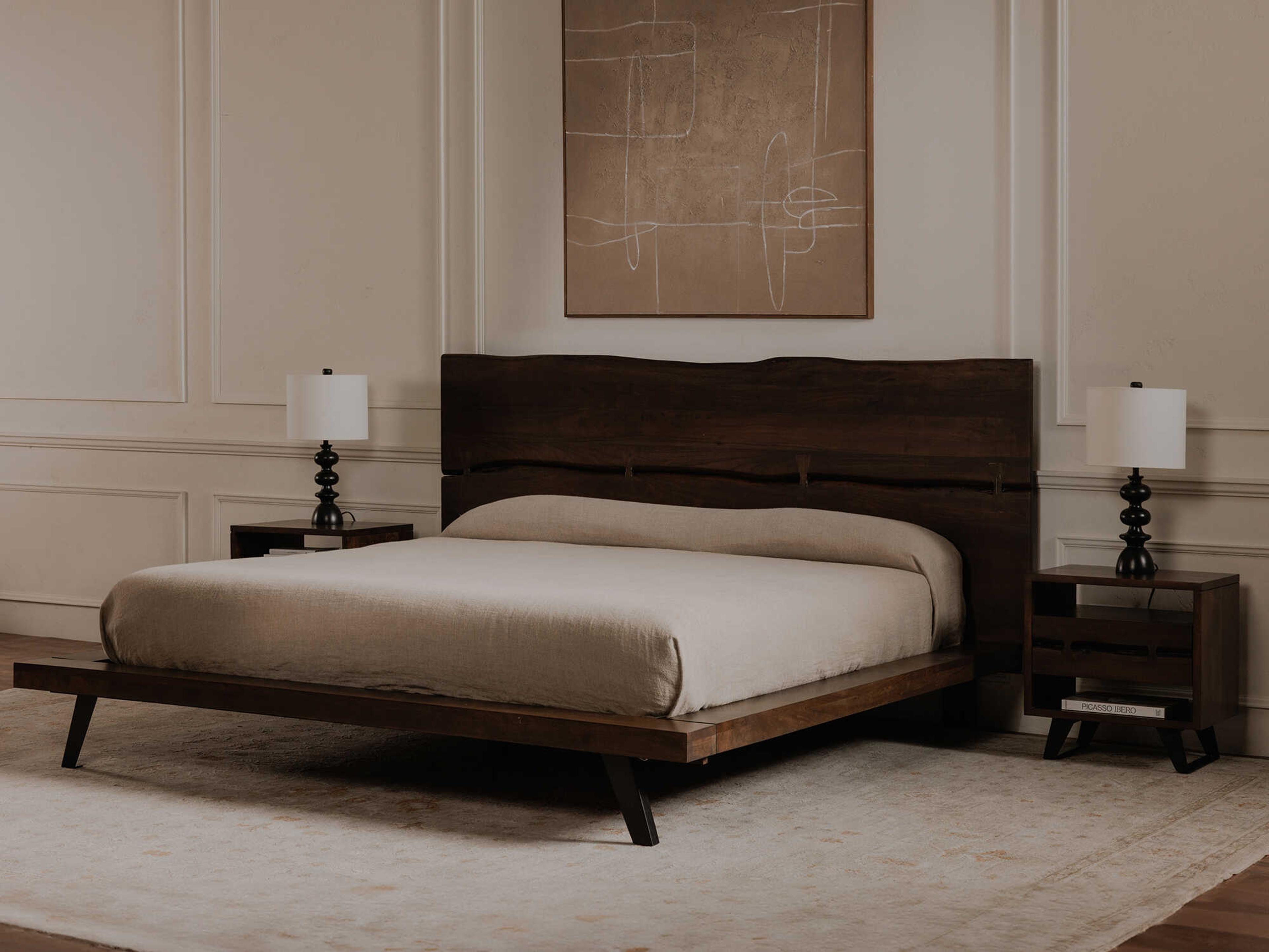 Moe's Home Madagascar Bedroom Set