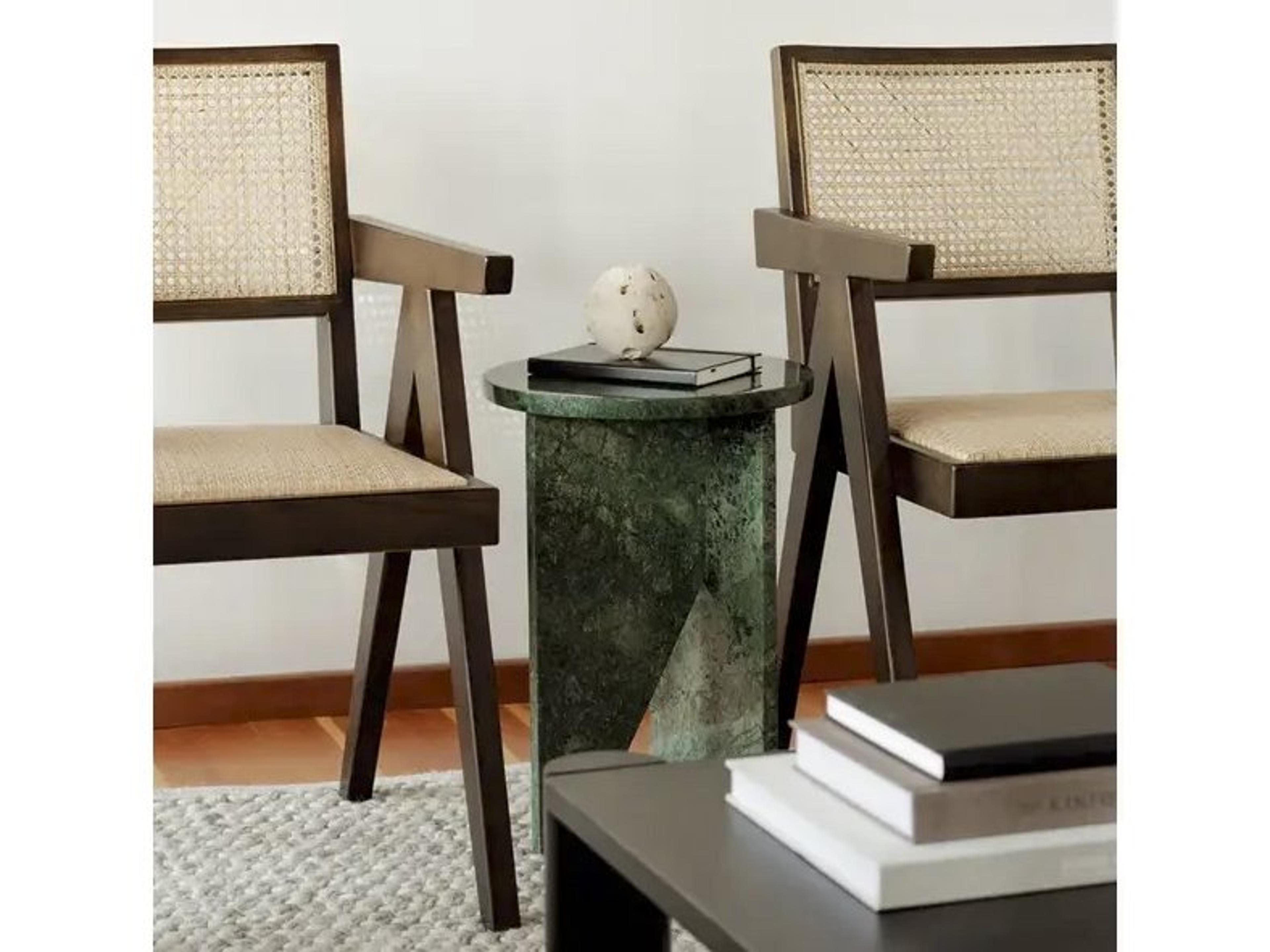 Moe's Home Takashi Living Room Set